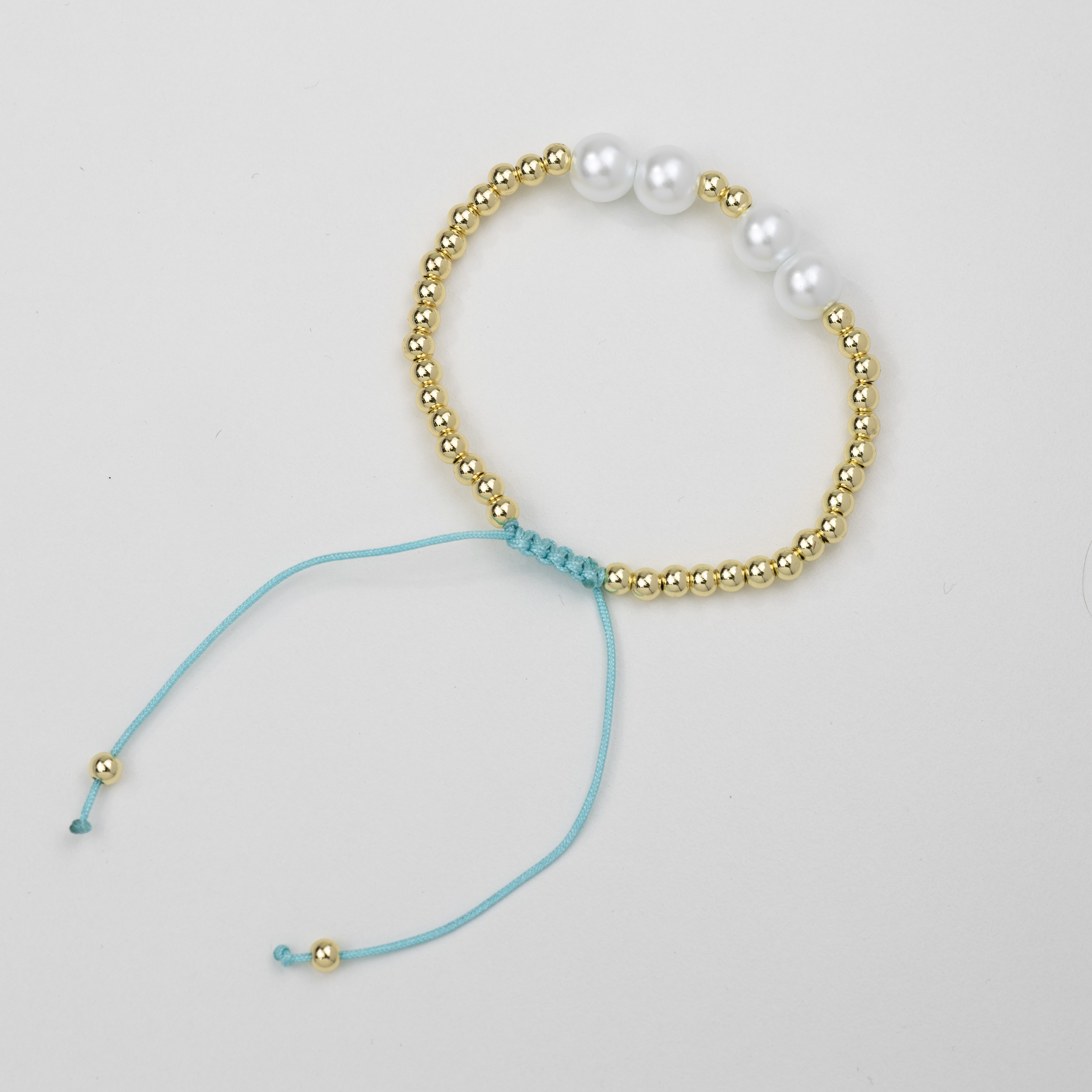 19404 Turquoise Bracelet with Pearls and Gold Beads