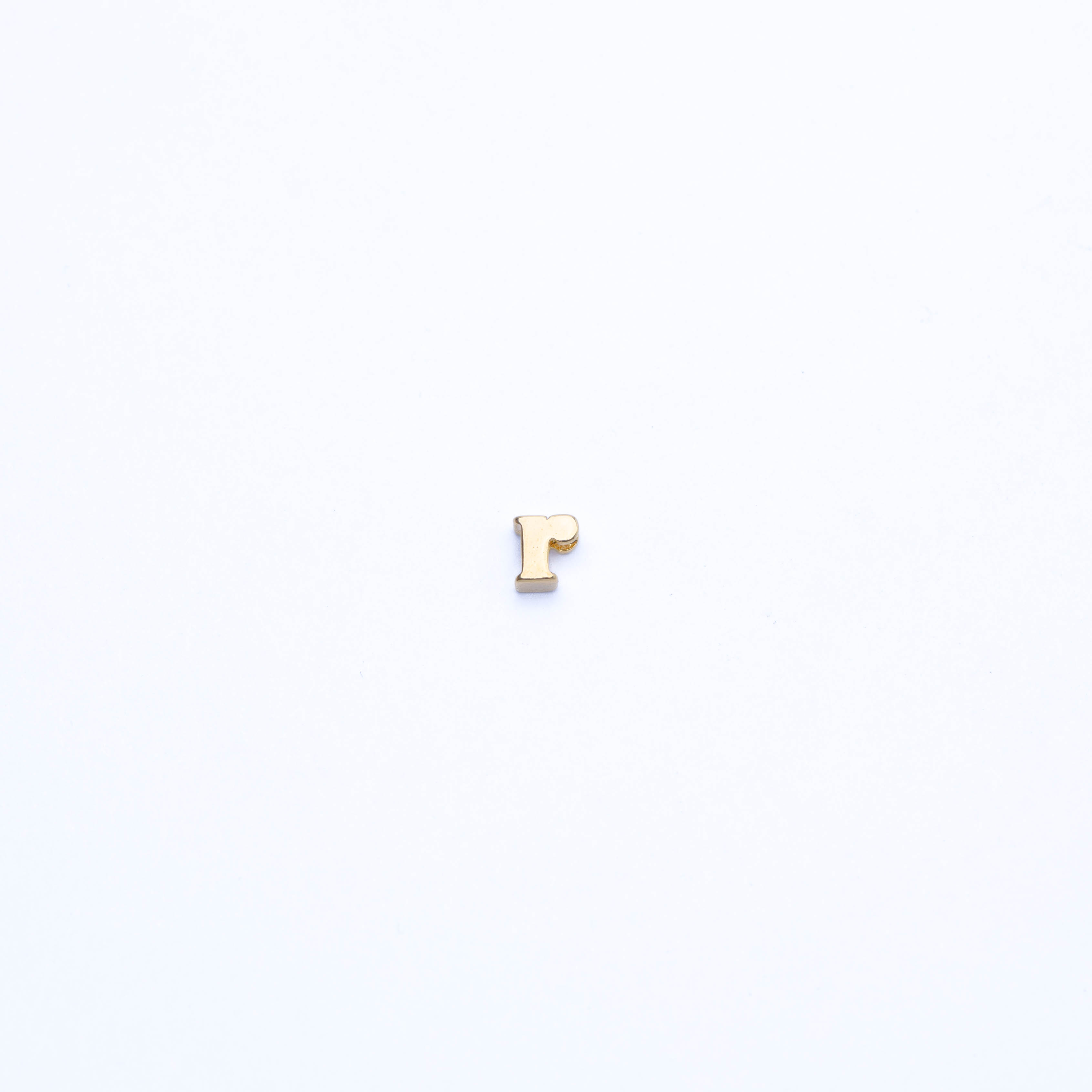 10038 Spacer Initial lower Case r