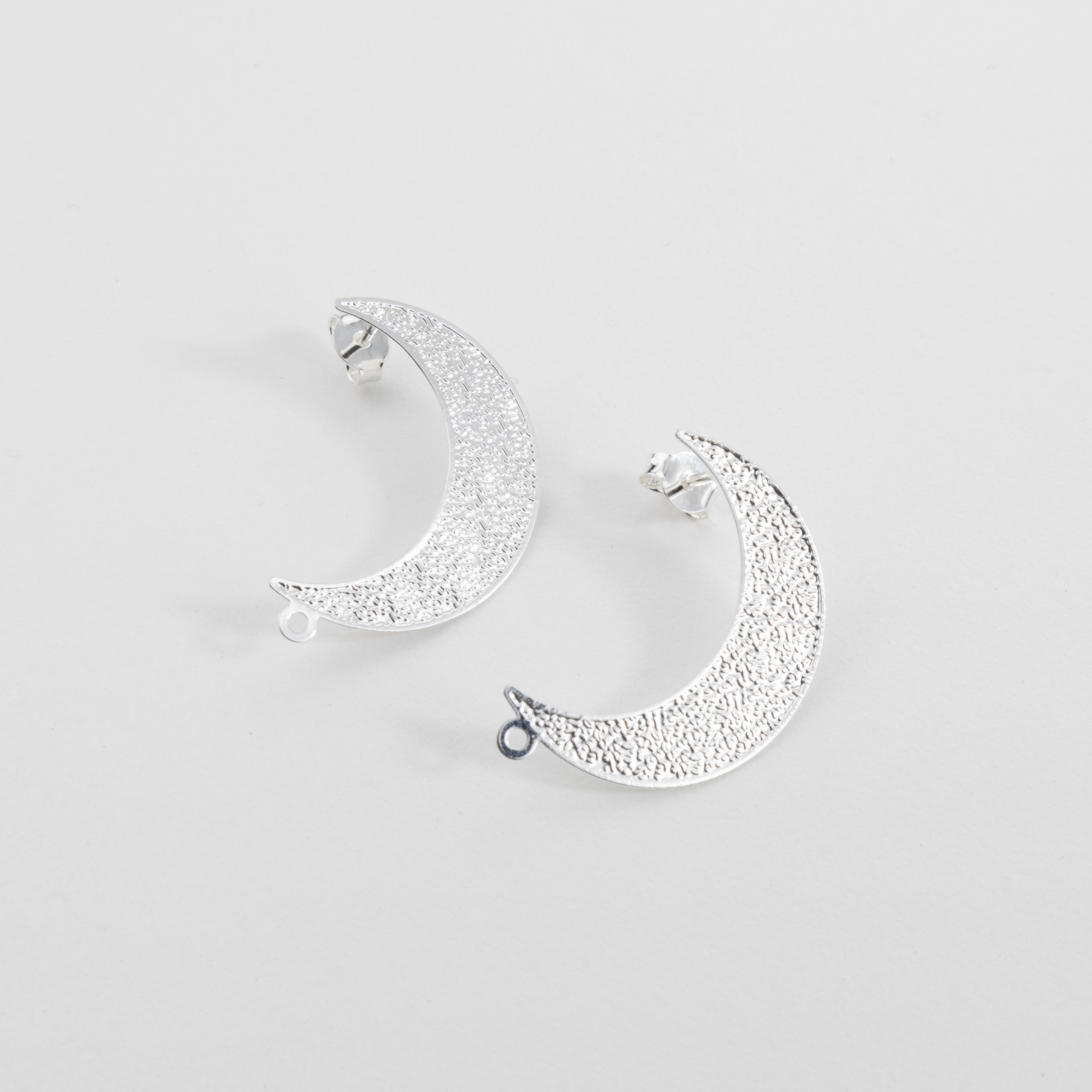 6707 (1.6) Moon earring Silver