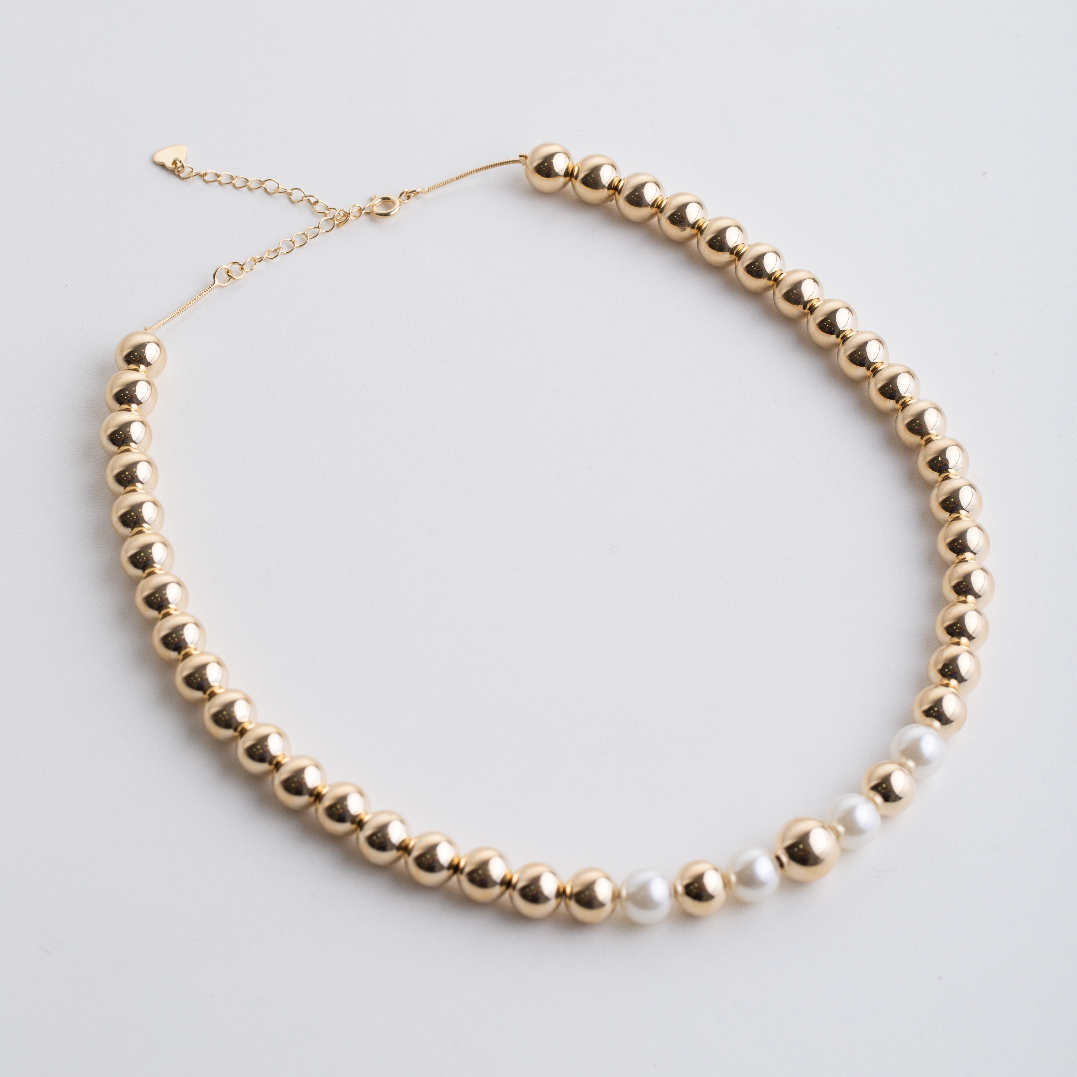 18879 Collar de Bolas Doradas y Perlas de 10mm 18