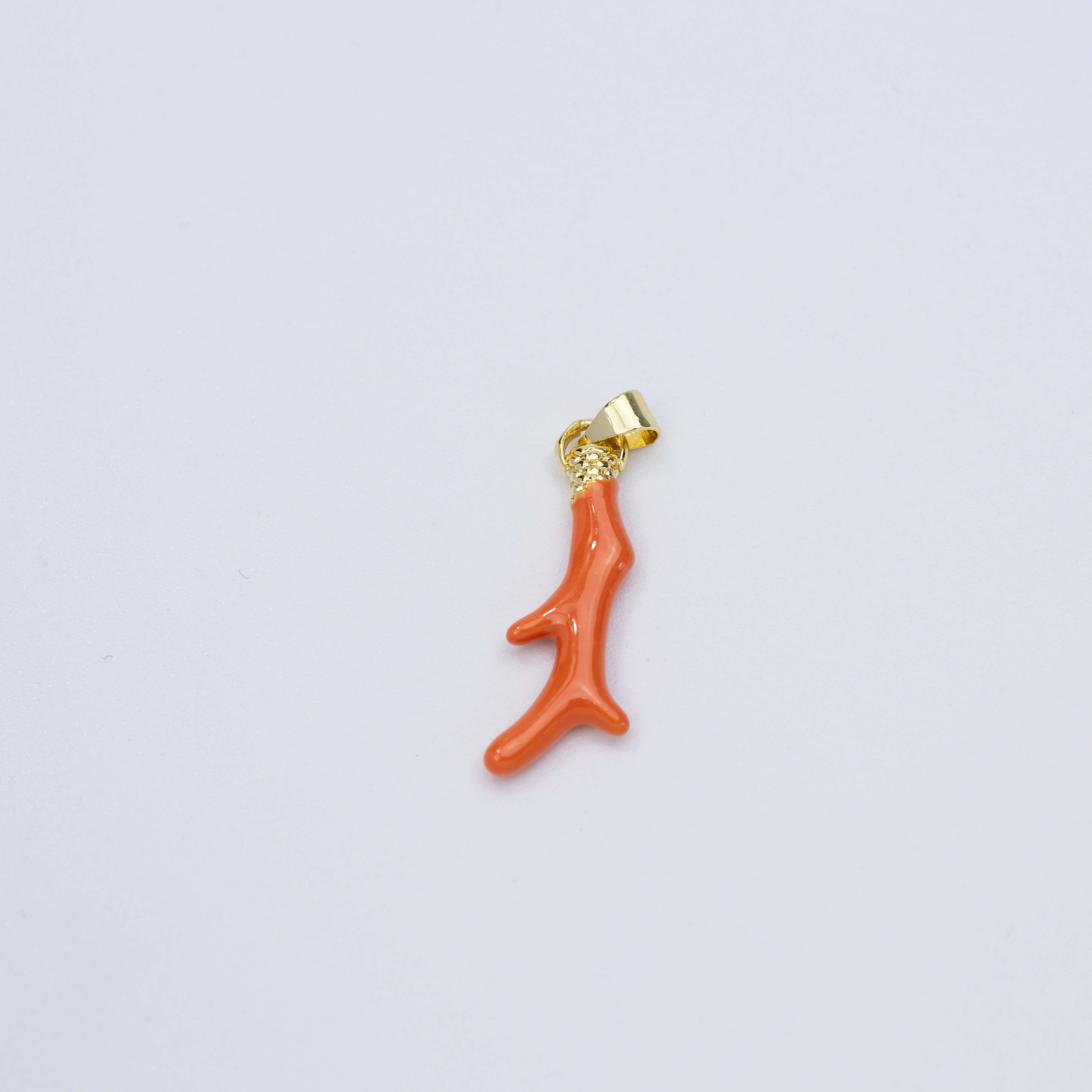 19839 Dije Coral Naranja Esmaltado