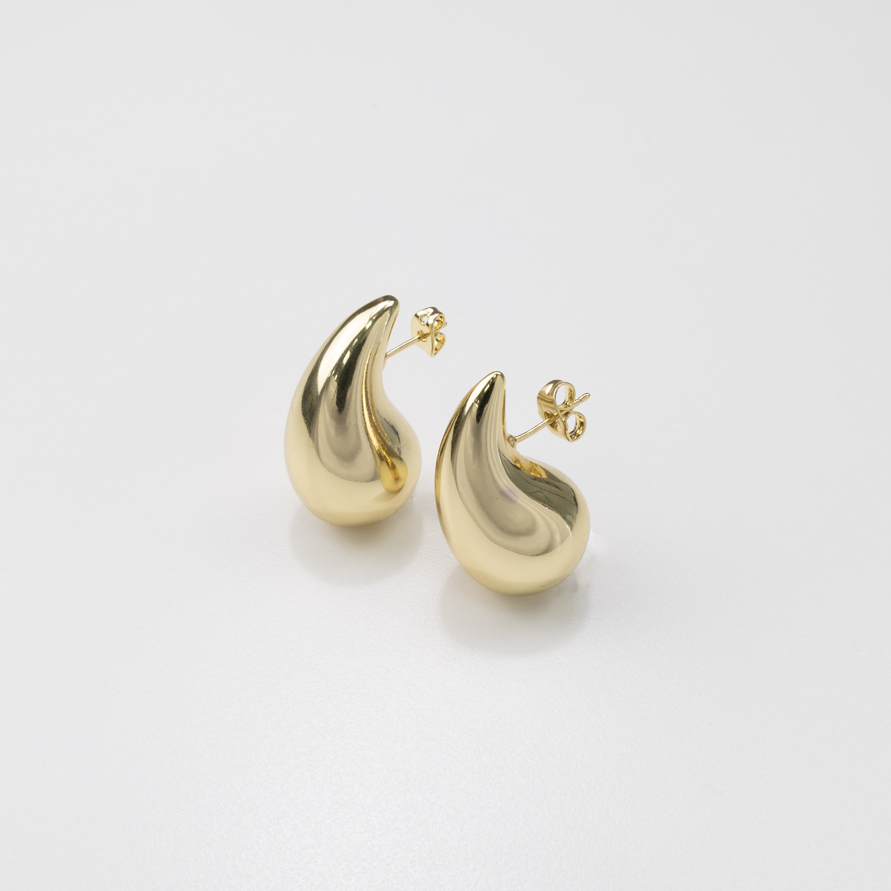 18511 Gold Chunky Drop Earring