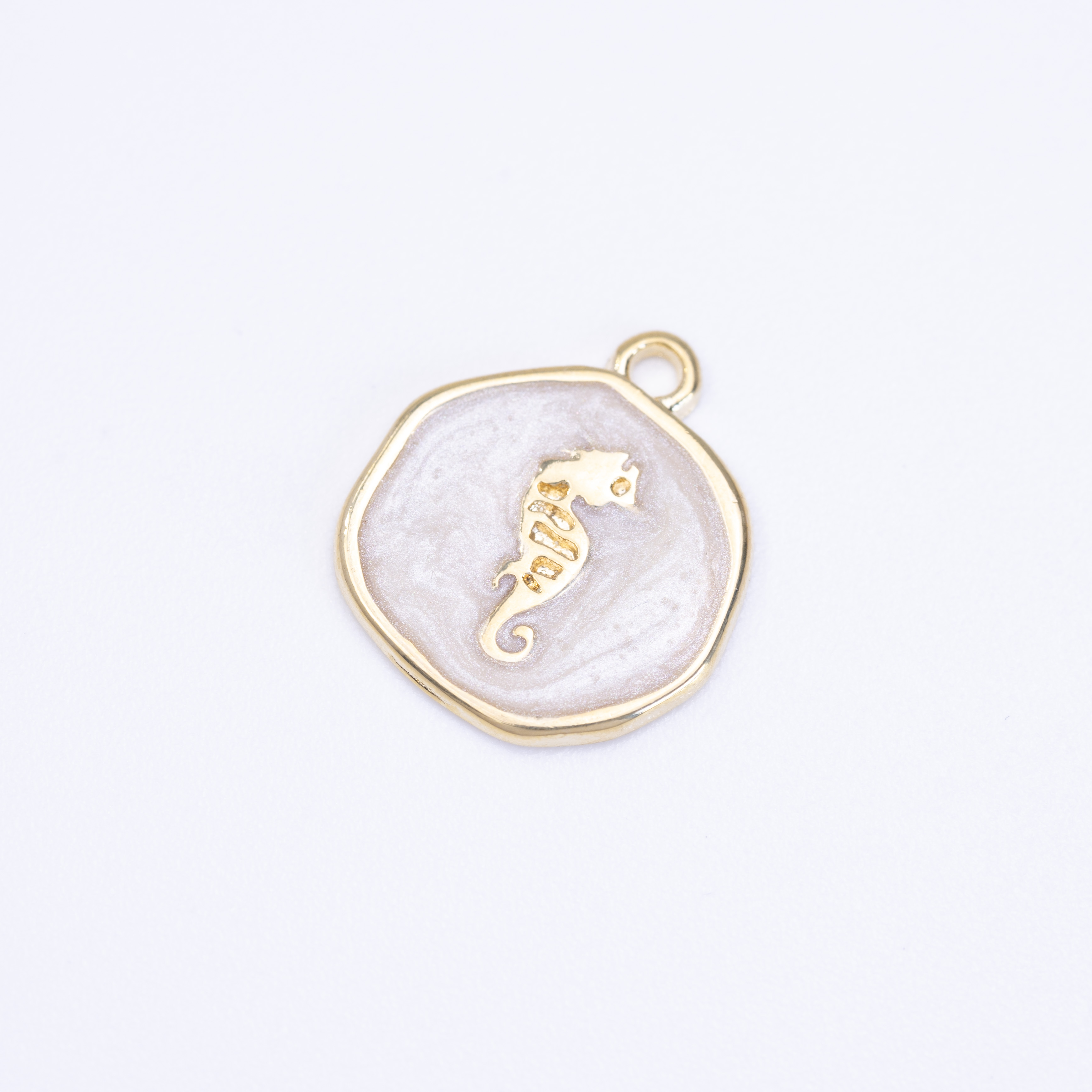 13447 Pearl  Enamel Gold Seahorse Pendant