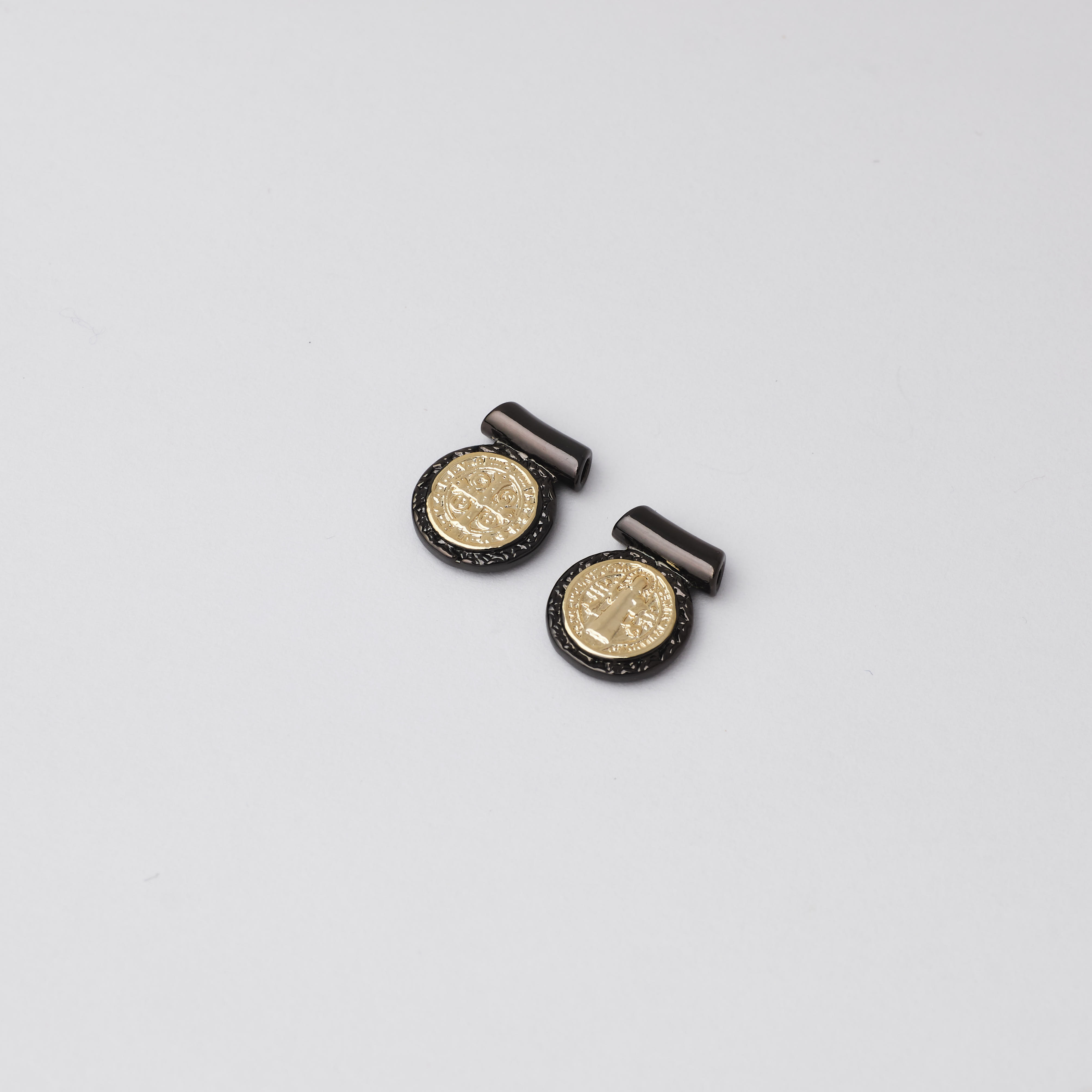 18909 Black And Gold Benedict Medal Scapulary