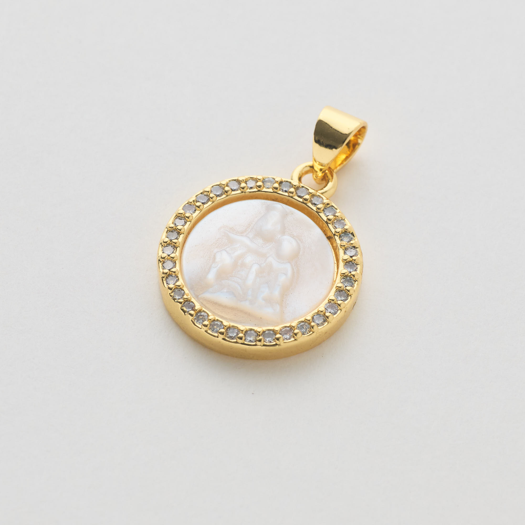 14551 Virgin Carmen Shell Pendant