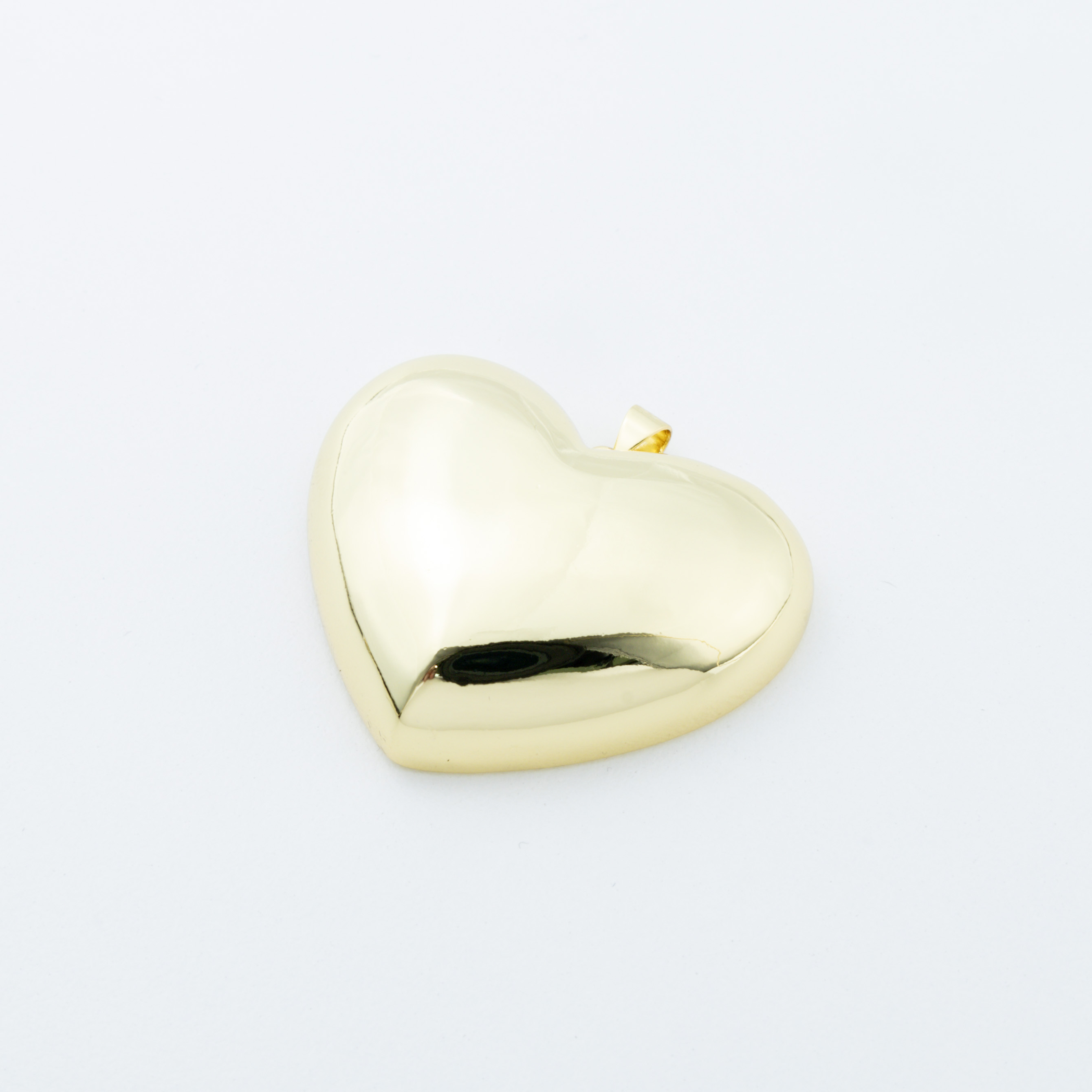 18845 33mm Gold Heart Charm