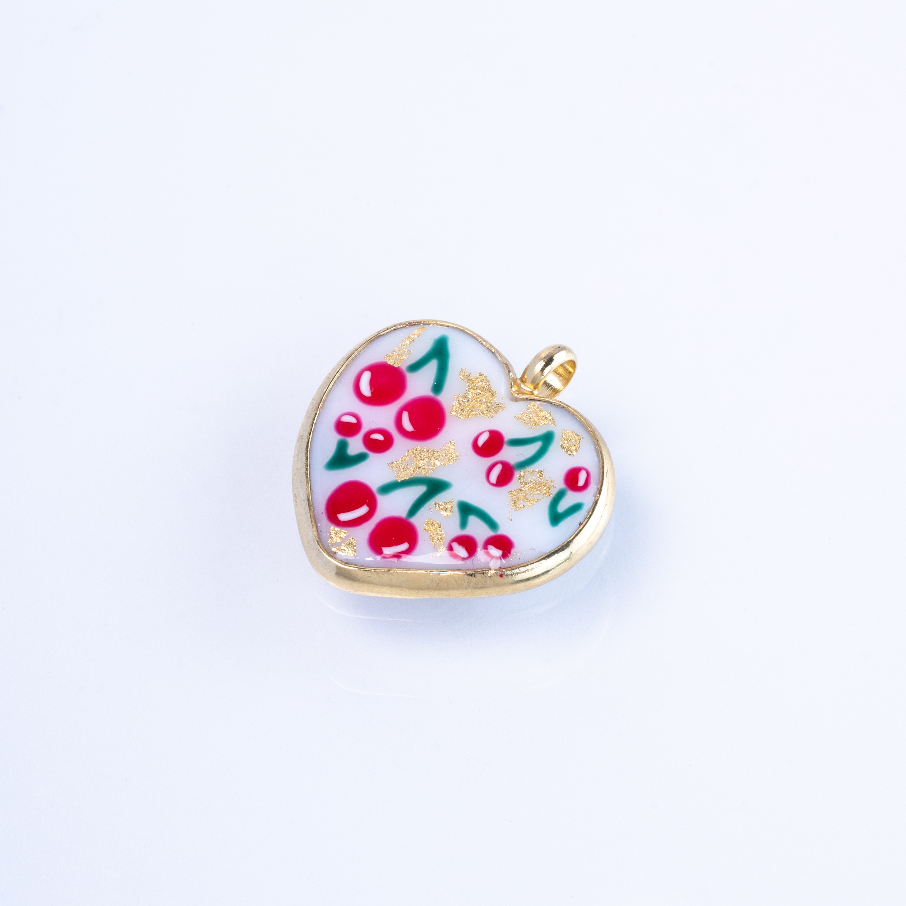 20294 Hearts Bizel White with Cherry 25mm