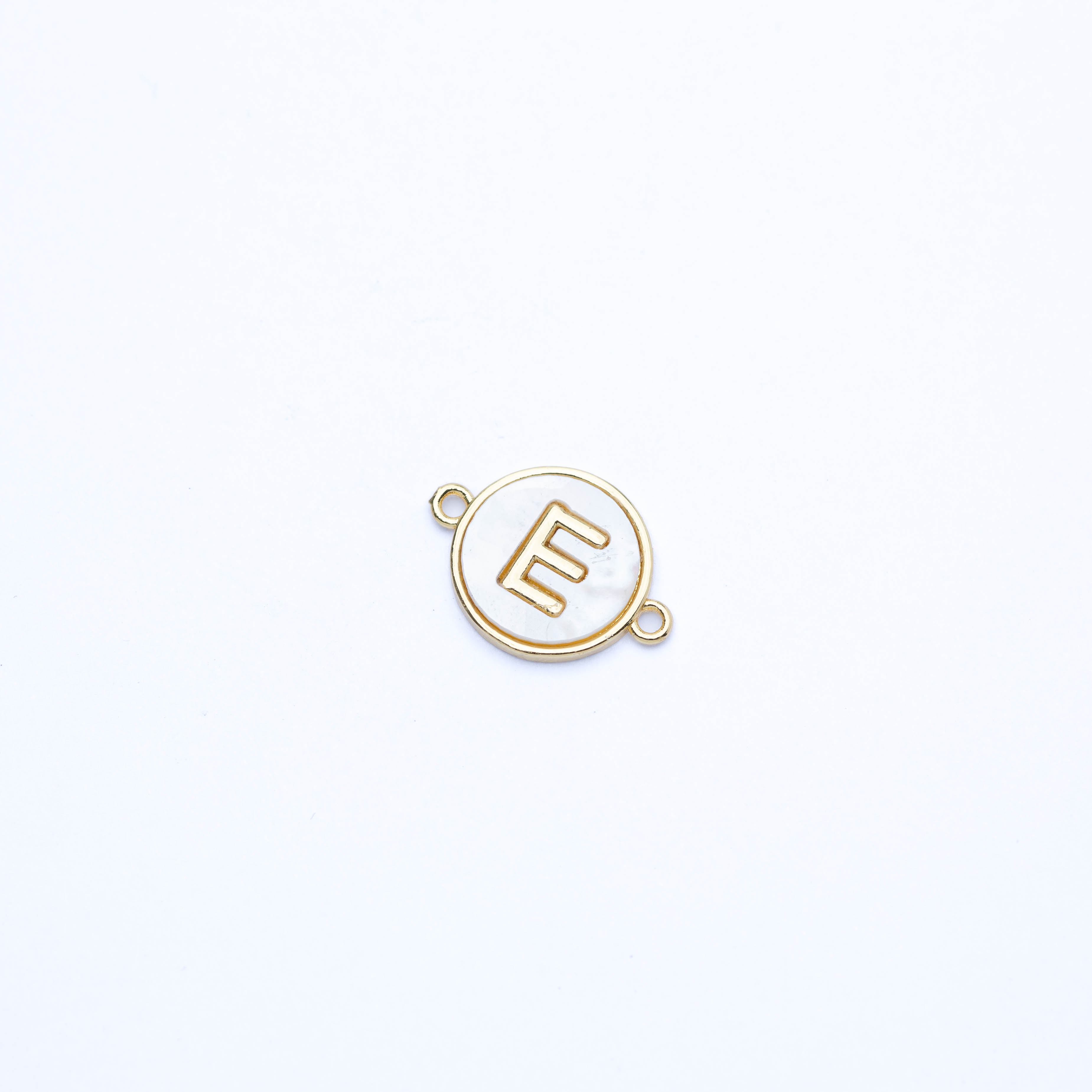 17514 Initial E Circle with Nacar Connect