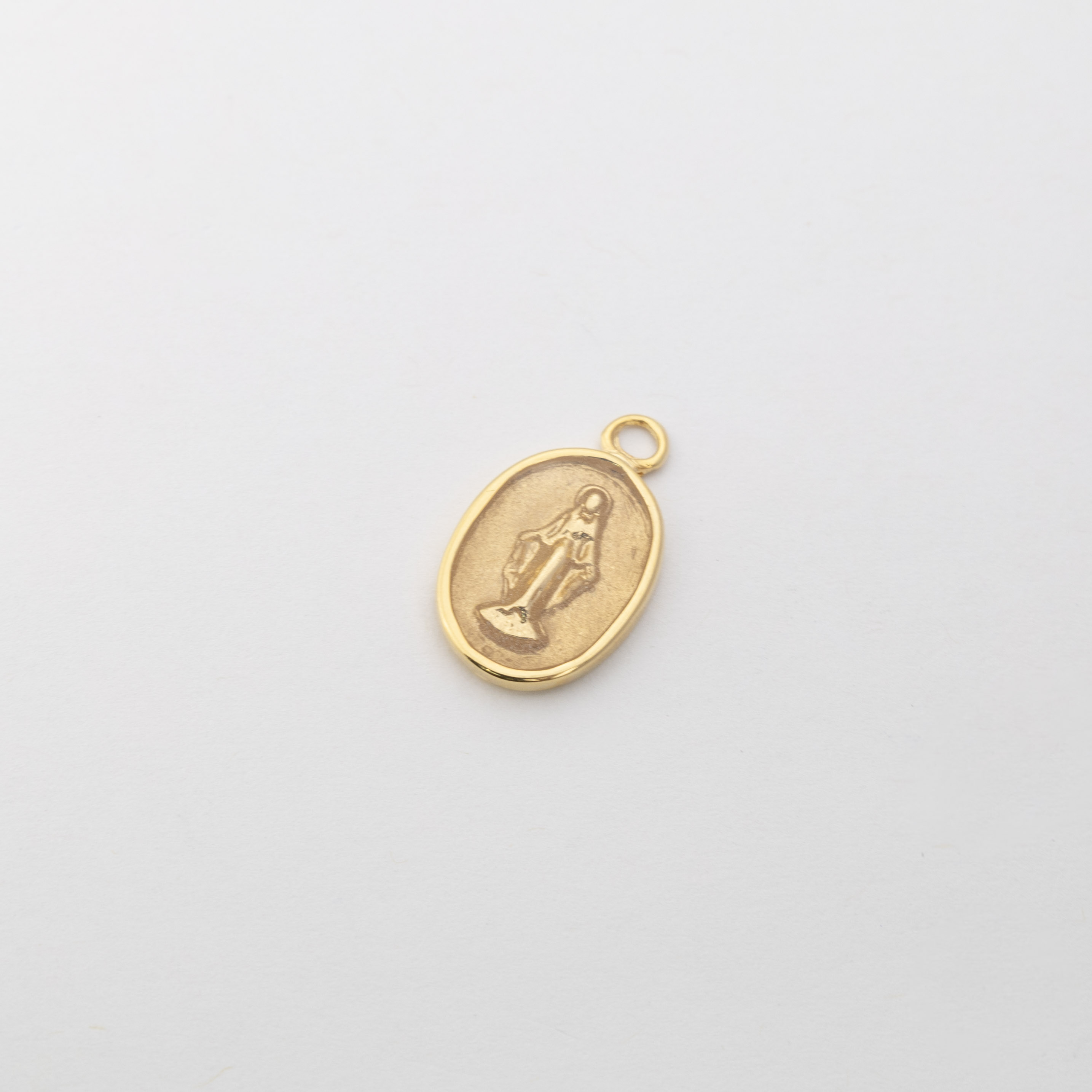 18264 Small Light Pearl Virgin The Milagrosa Pendant