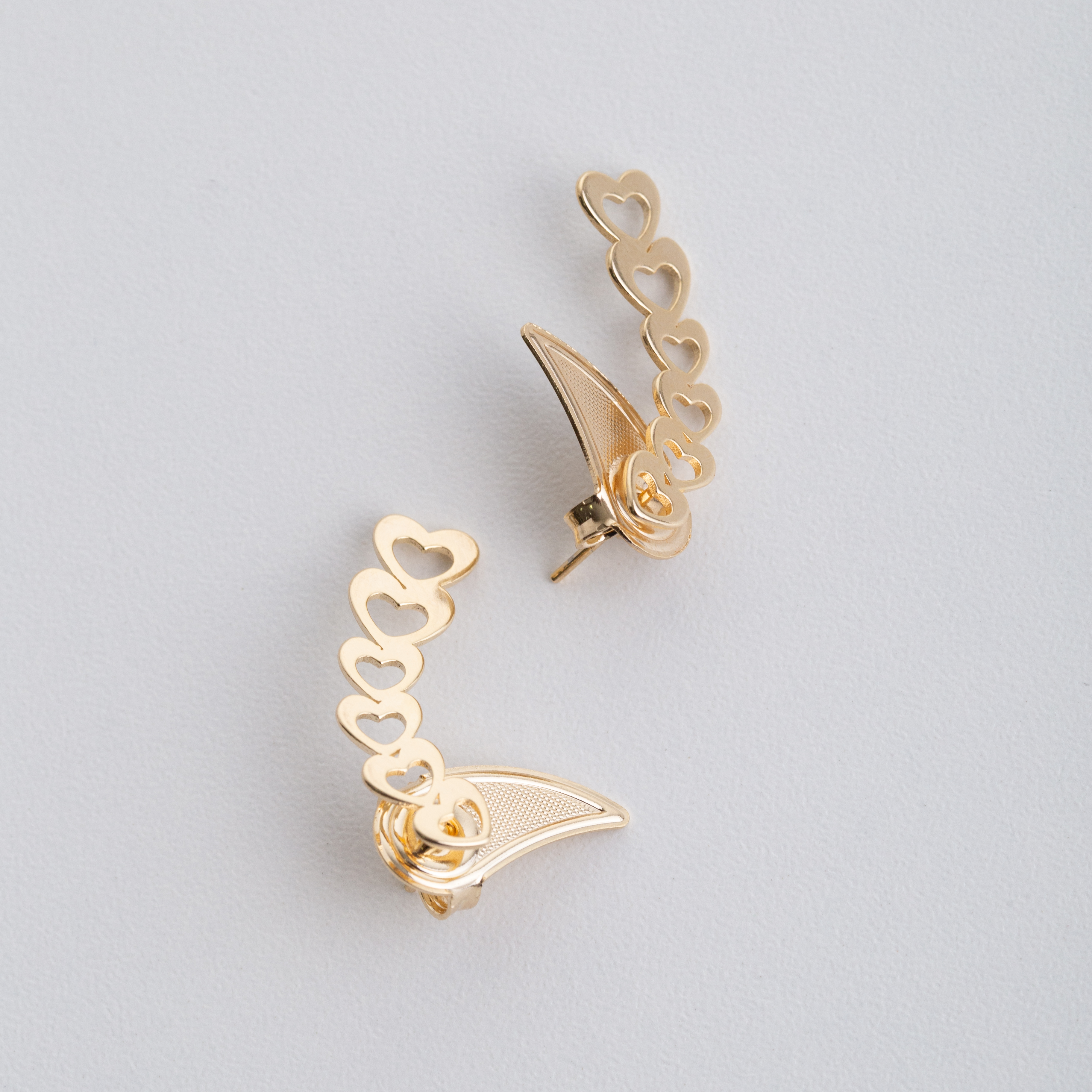 18509 Gold Hearts Earrings 
