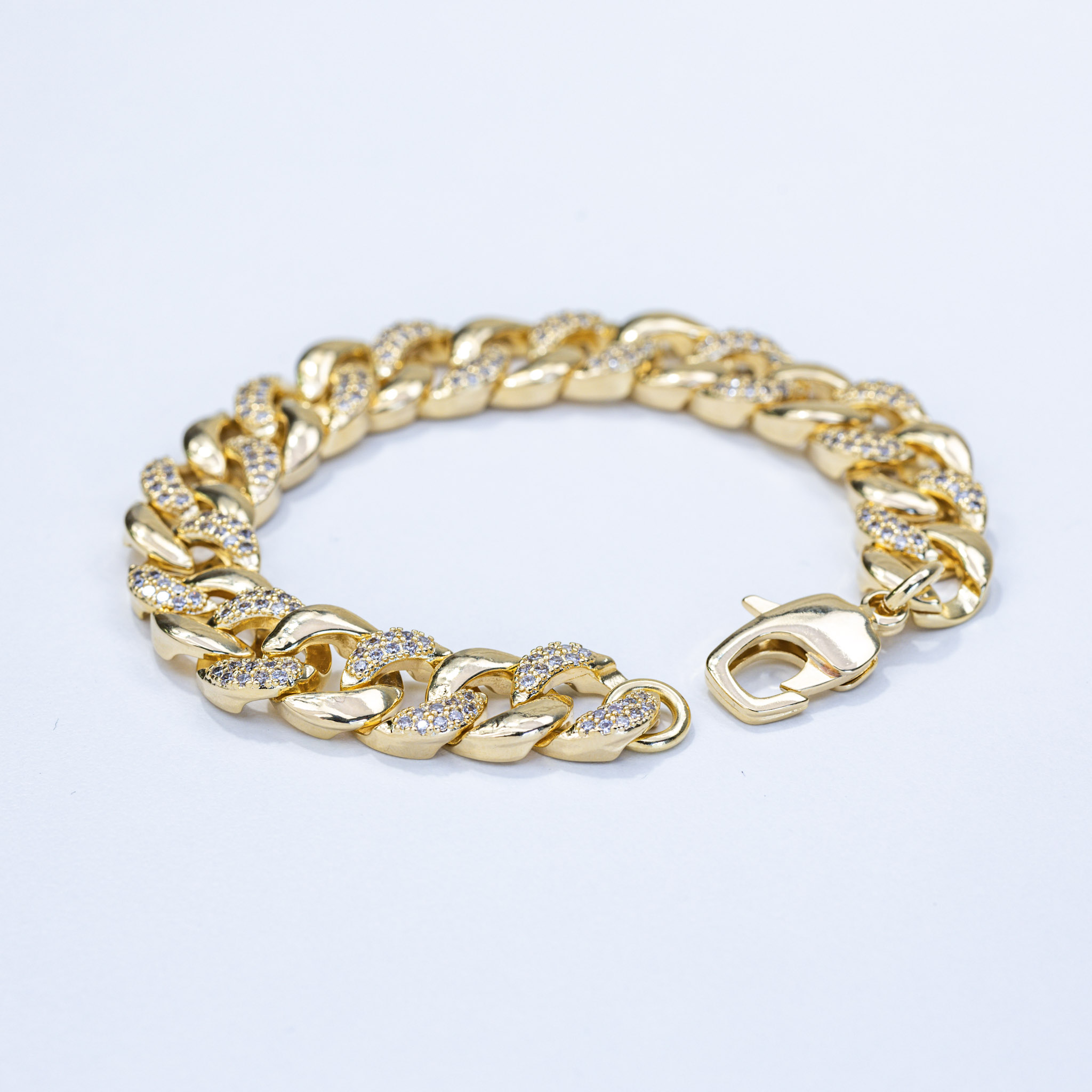 20090 Bracelet Zirconia Curb Link