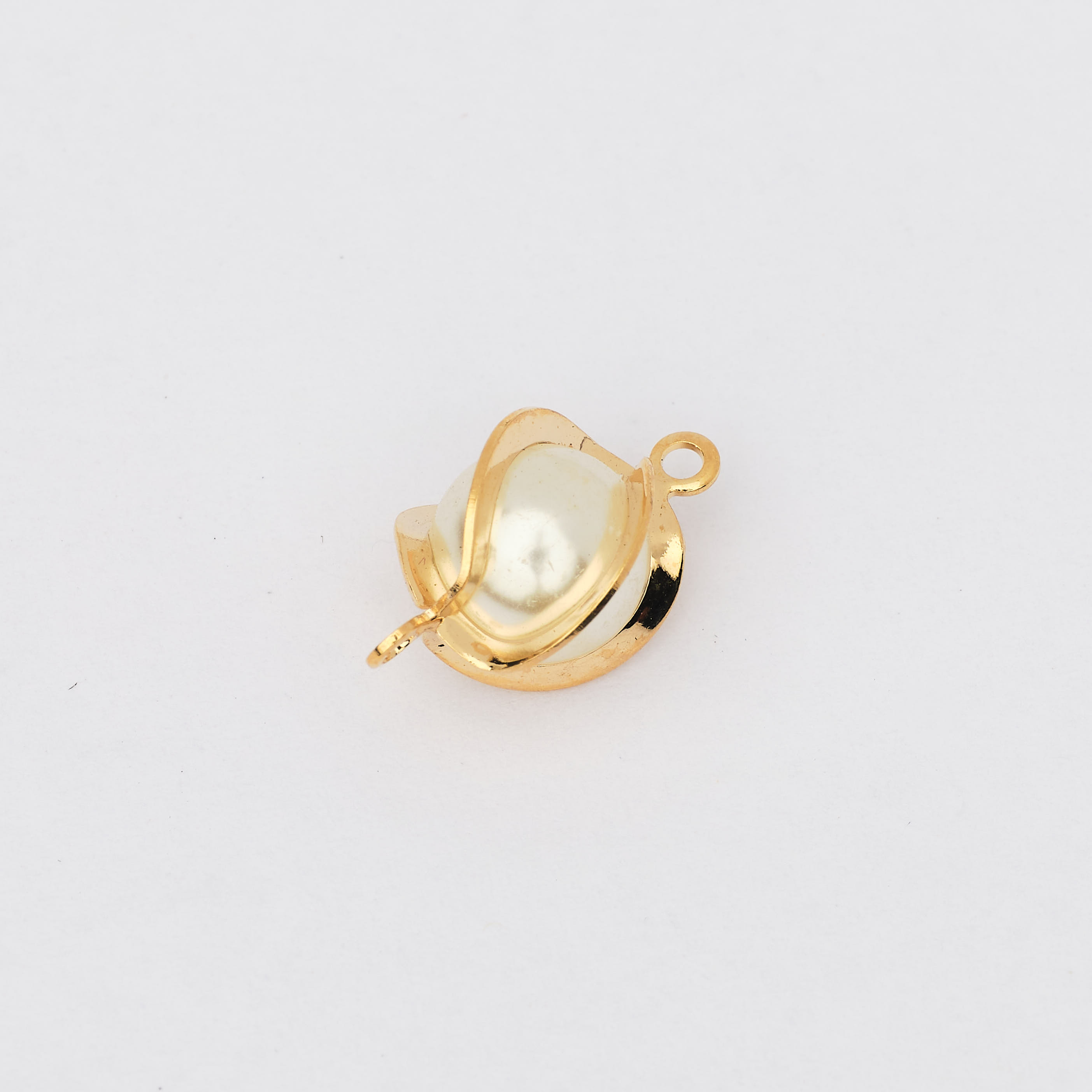 14456 Elegance Pearl Connector