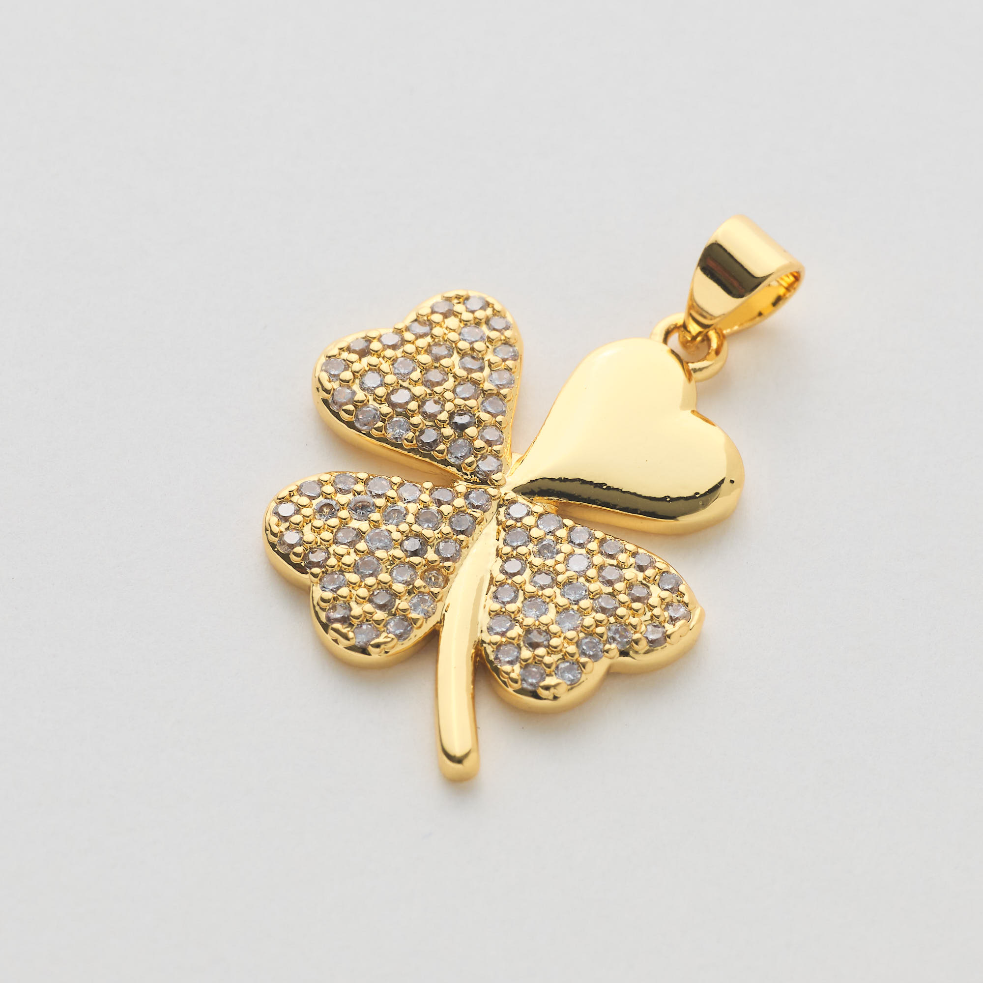 8306 Micropavé Clover Pendant