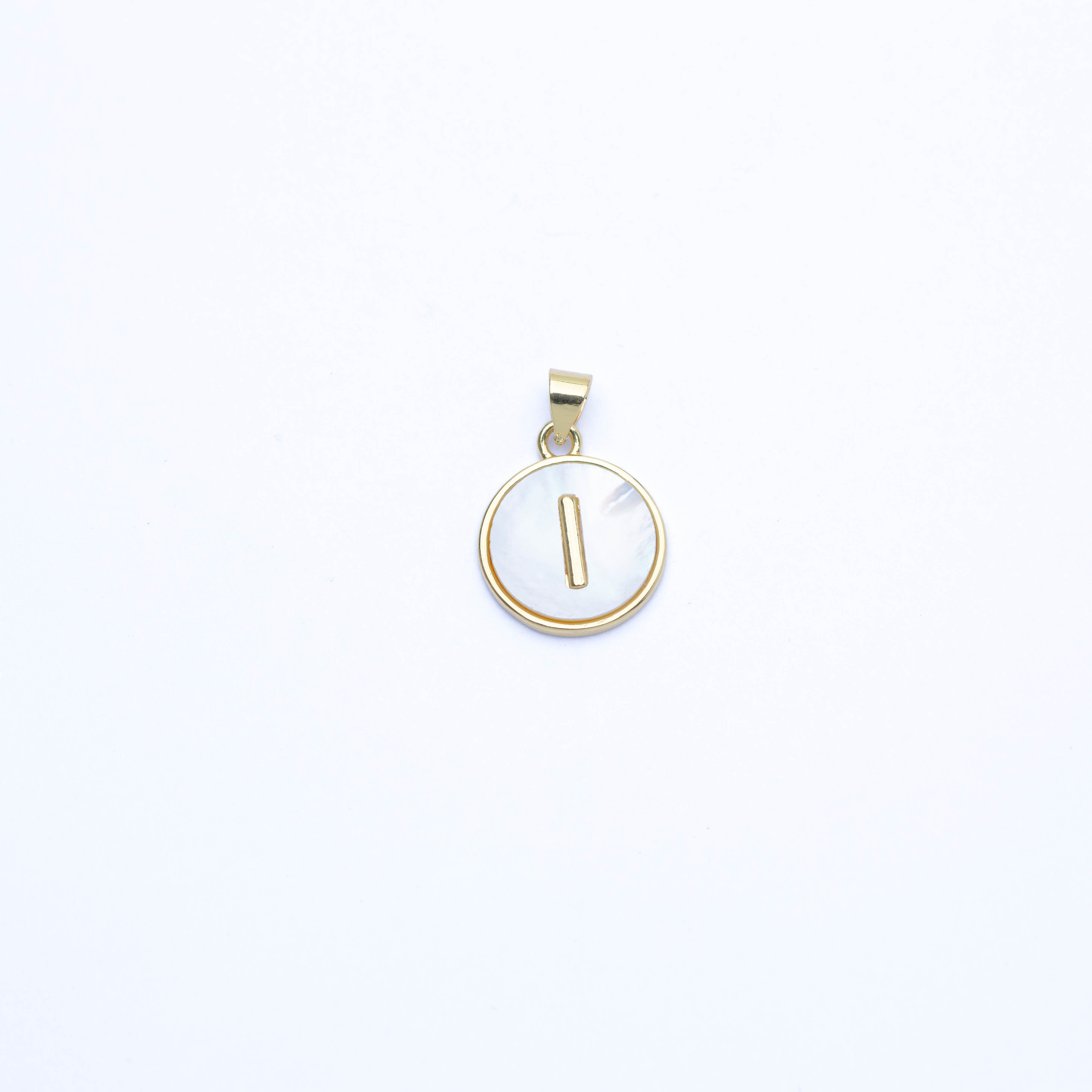 10425 Initial I Circle with Nacar