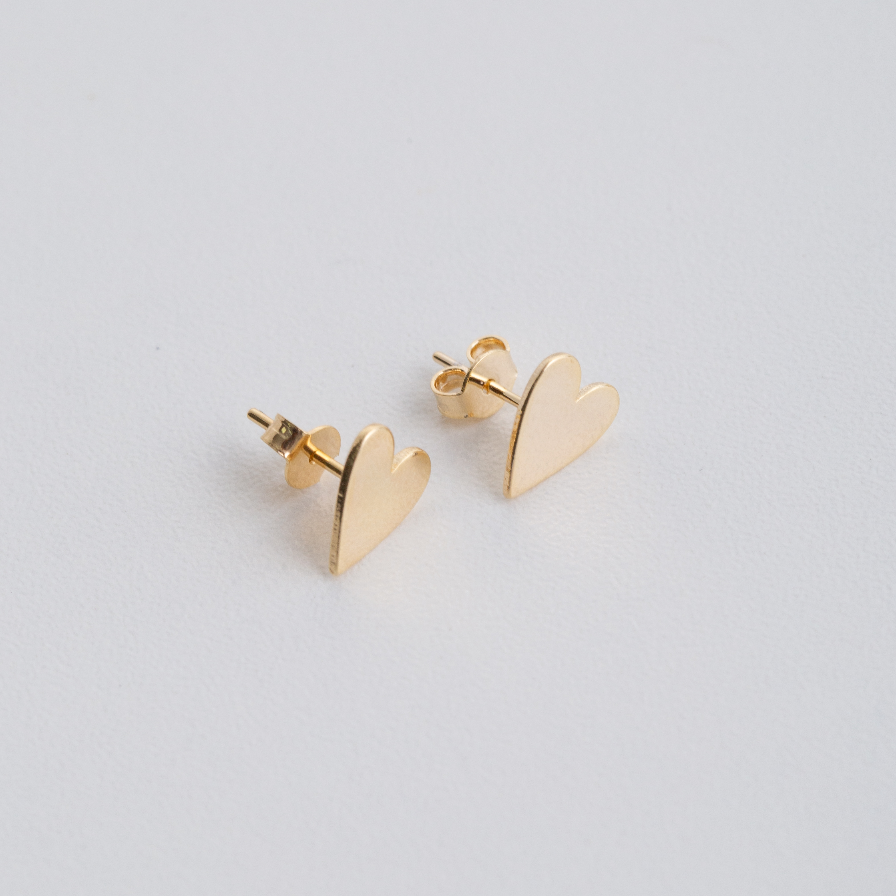 18504 Gold Heart Earring Small