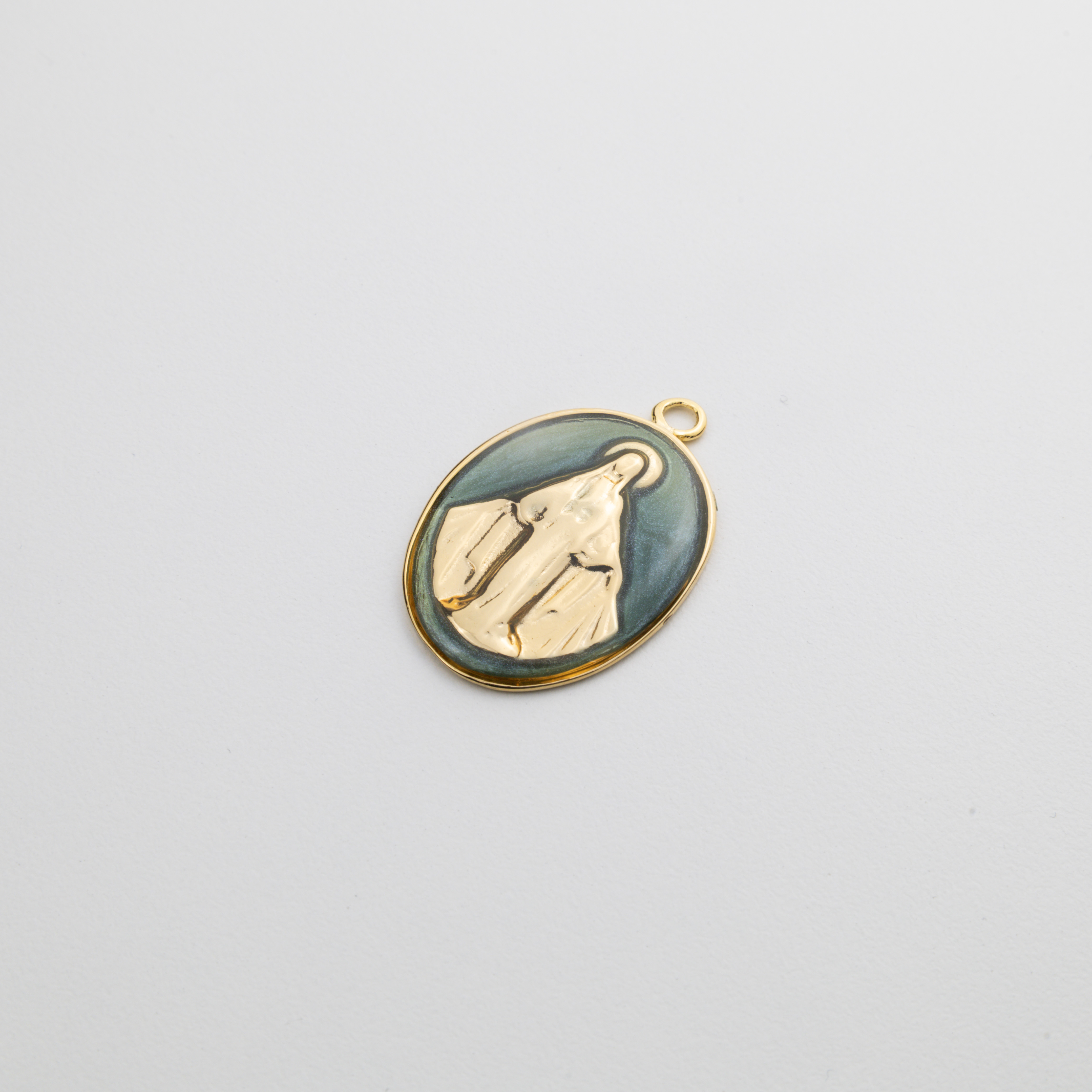 19030 Green Virgin Milagrosa Pendant Big 2