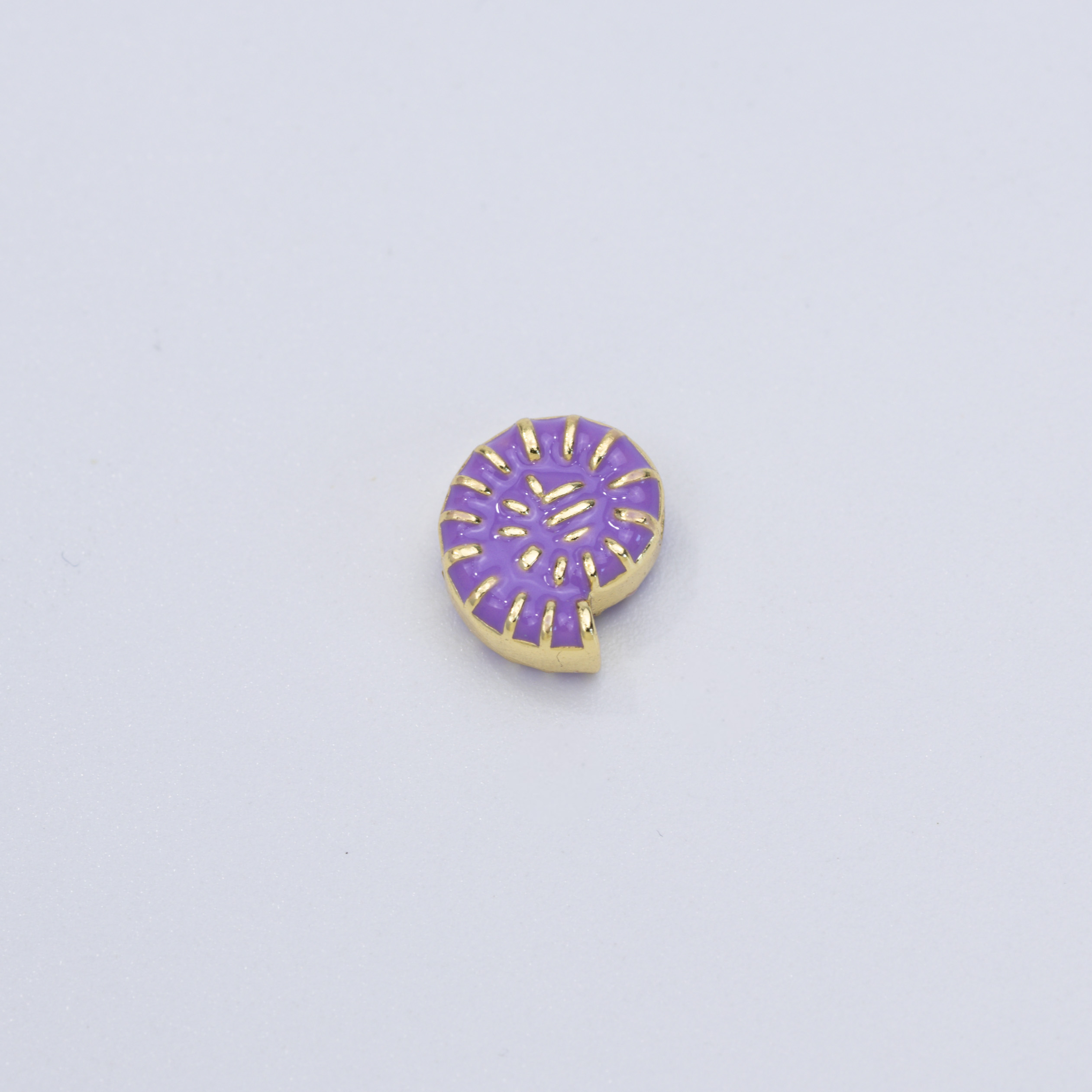 19844 Enamel Lilac Seashell Spacer