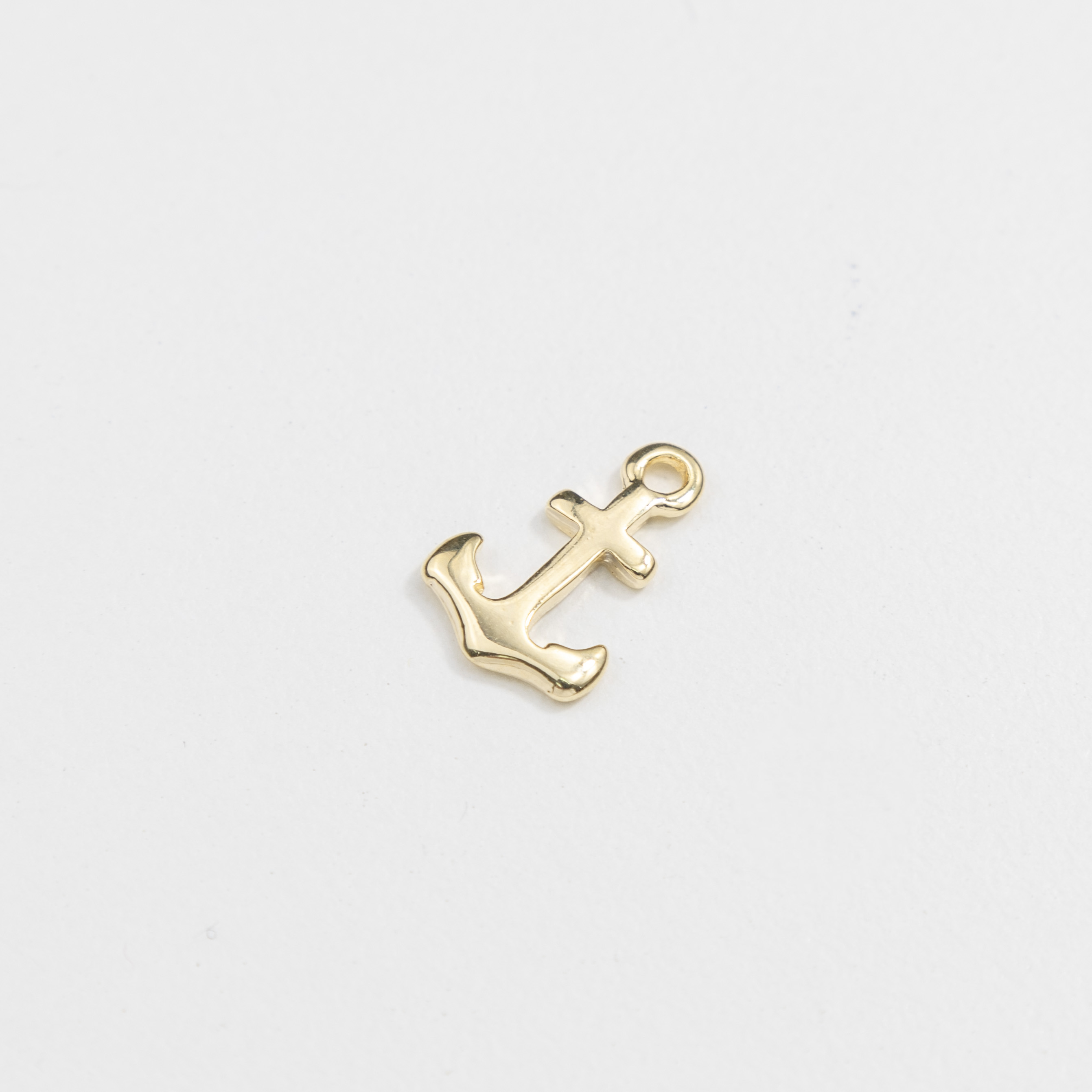 18543 Gold Plain Anchor Pendant
