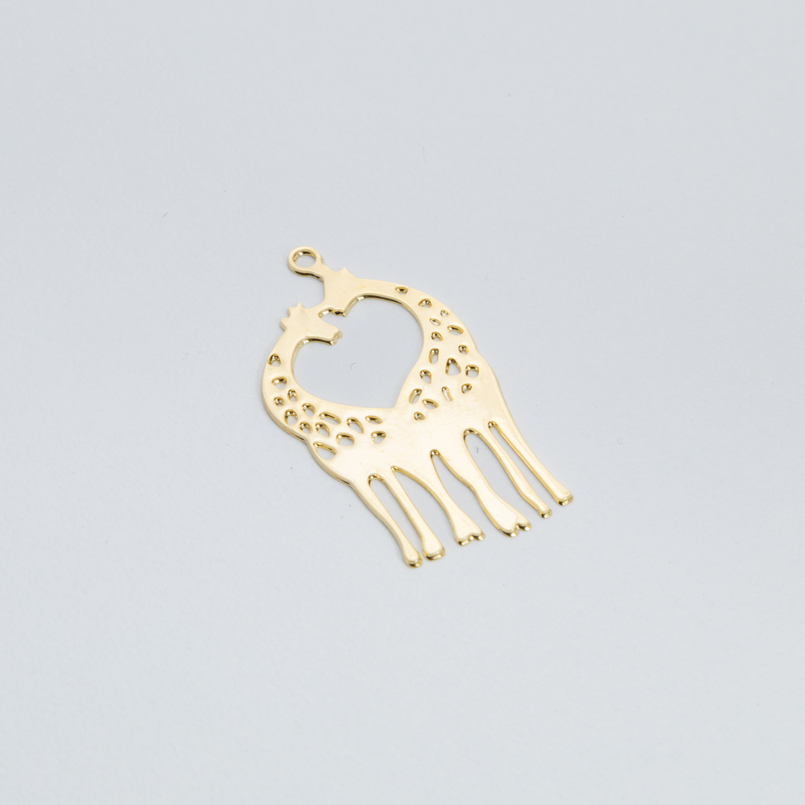 1215 Giraffe Couple Heart Pendant