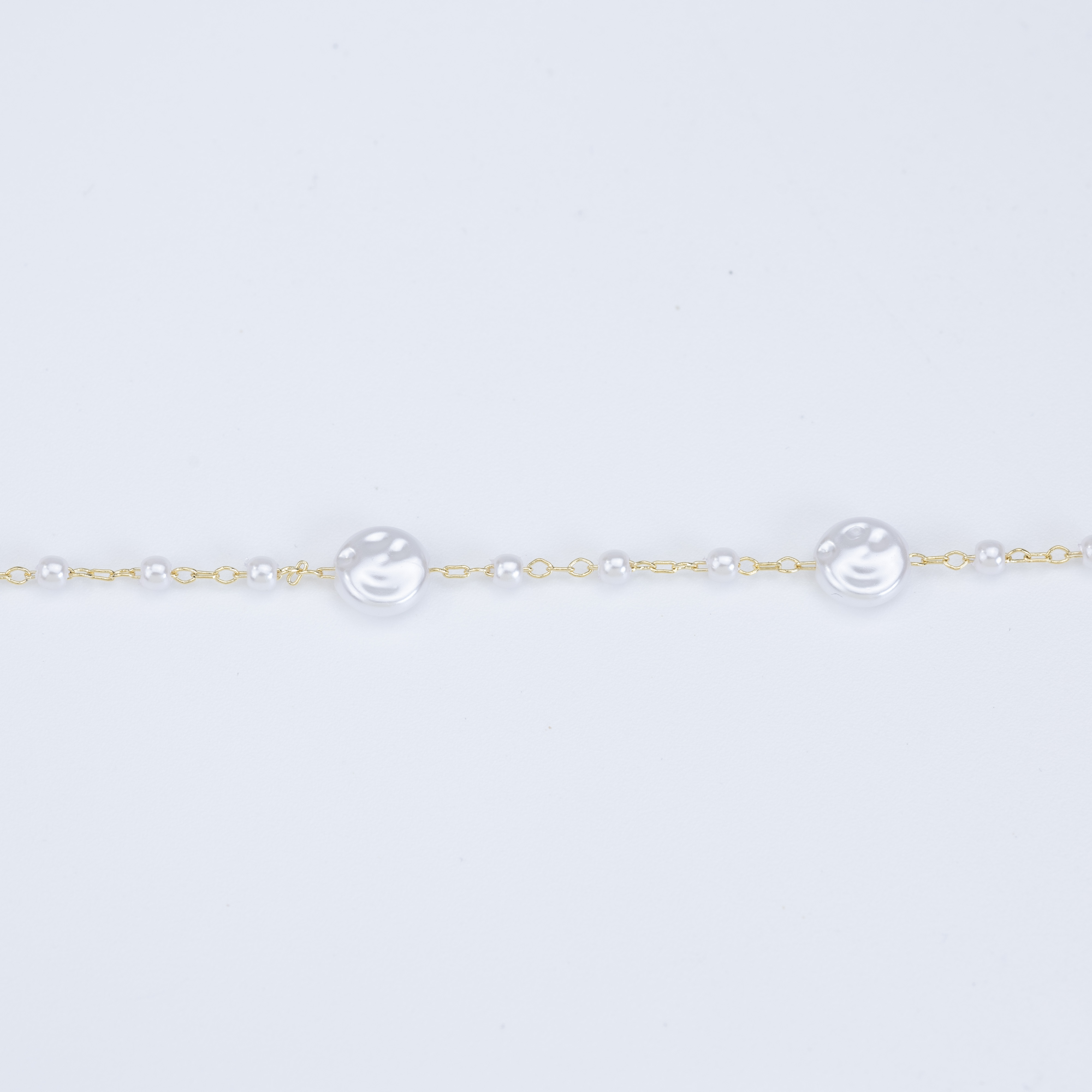 19766 Chain Circle Pearls 8mm With Three Pearls 3mm