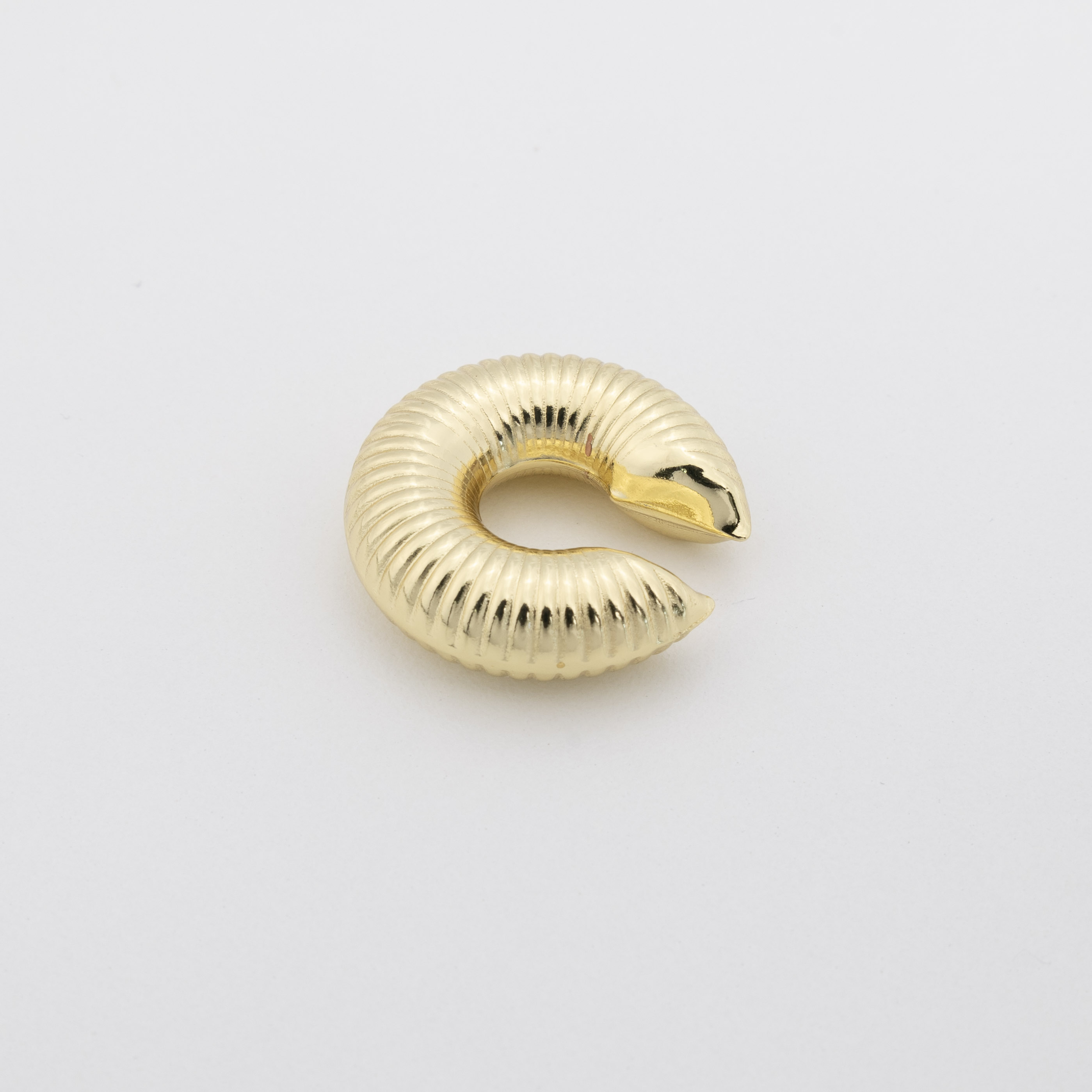 18521 Big Gold Textured Ear Cuff