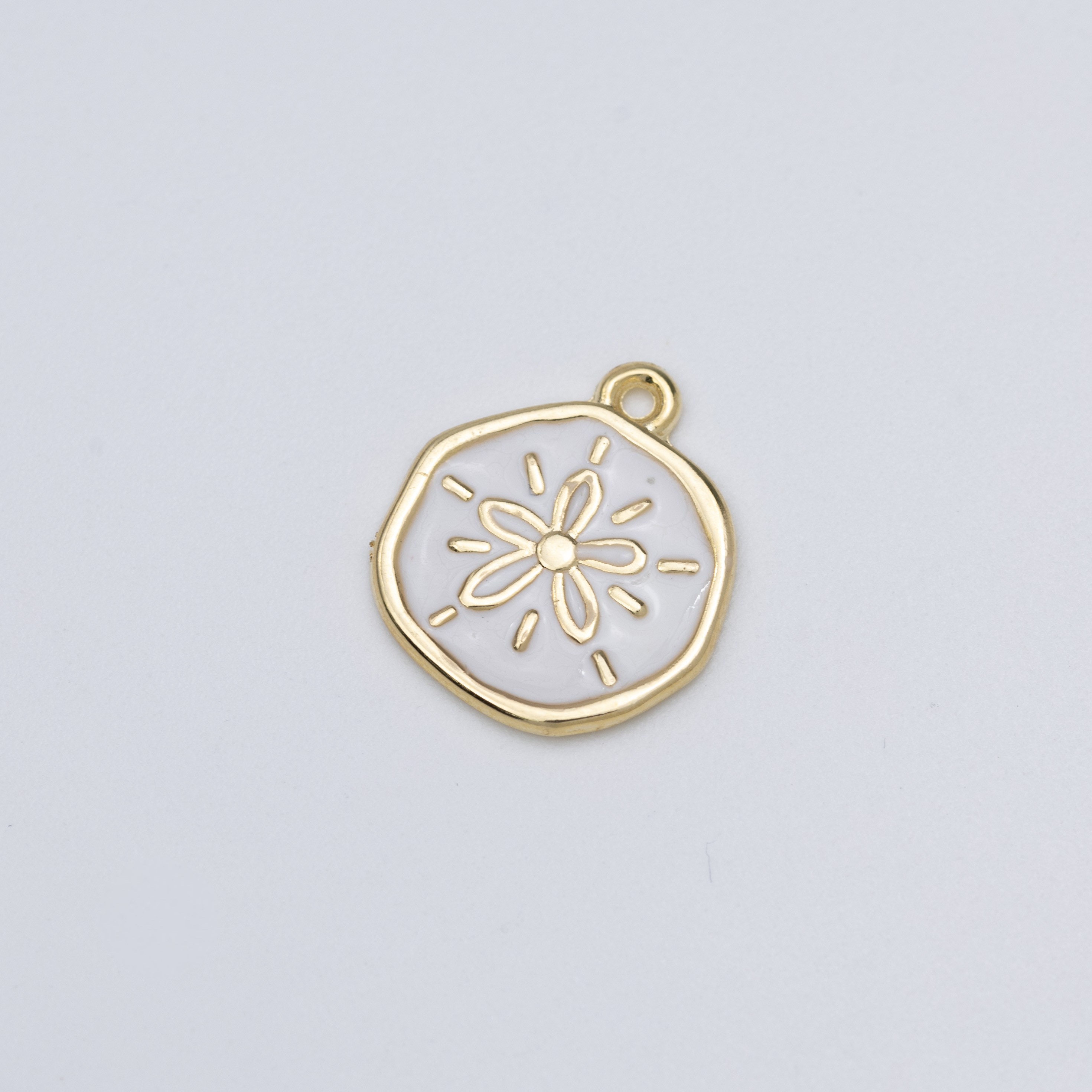 12481 White Sand Dollar Pendant