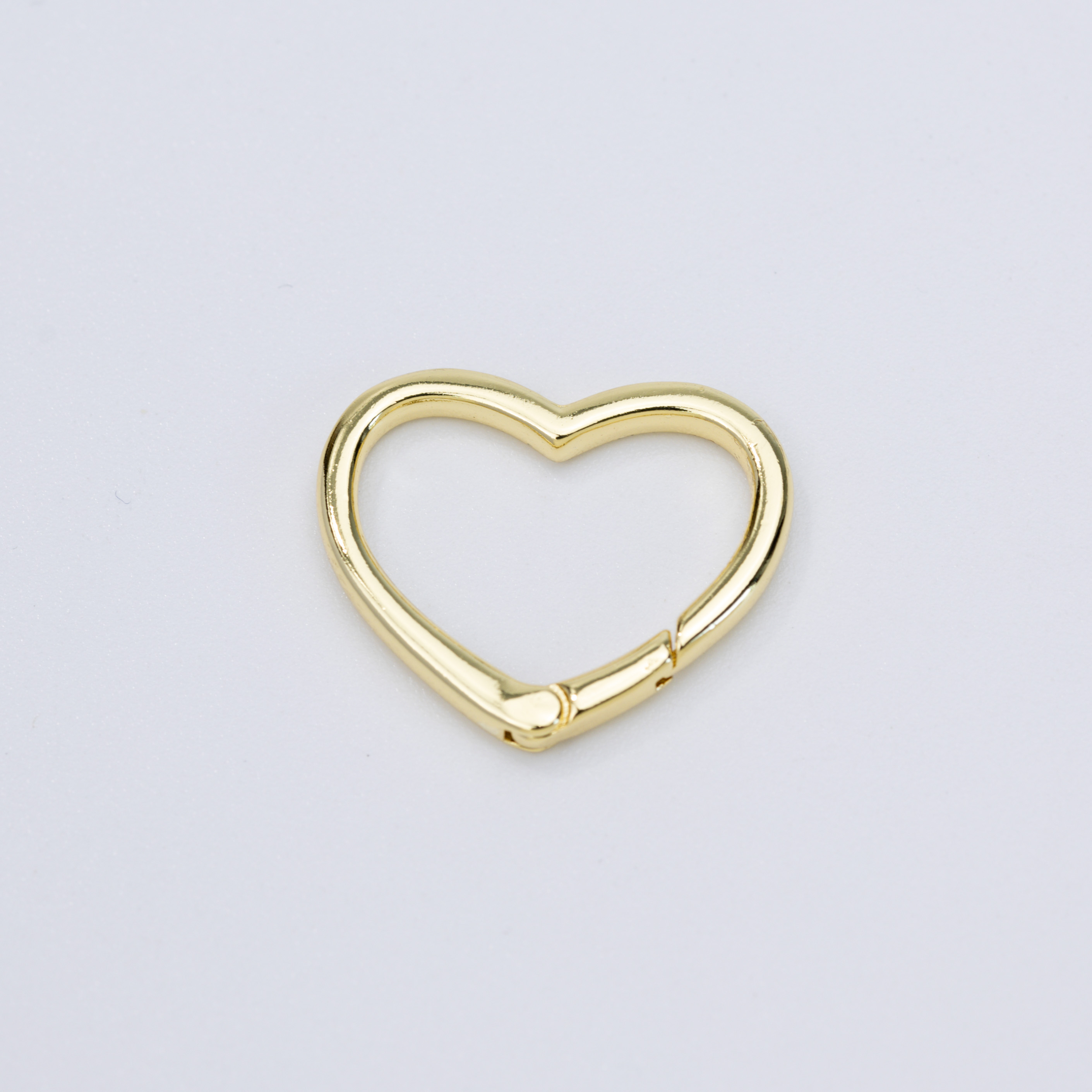 19863 25mm Gold Heart Clasp