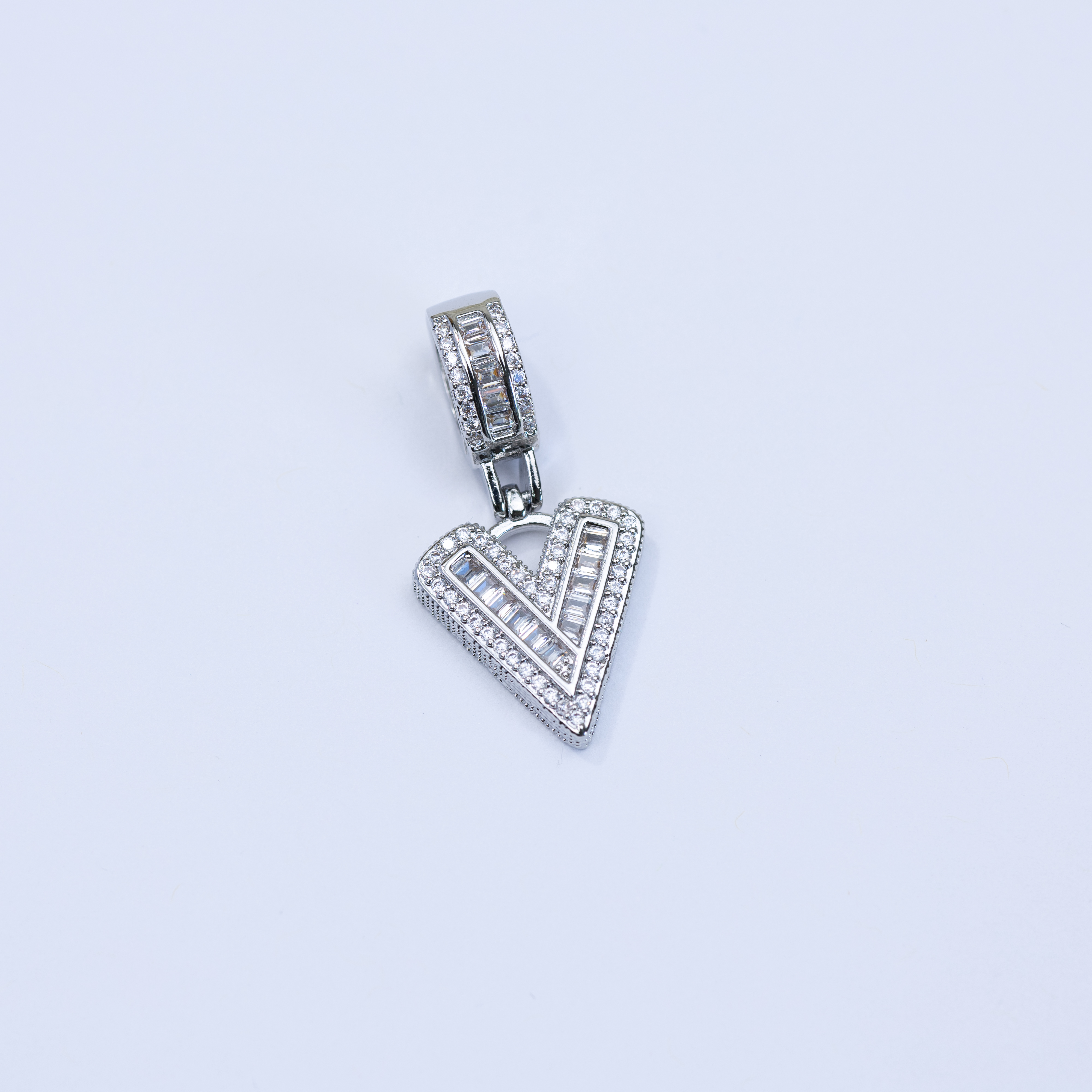 19928 Silver Initial V Sparkle Charm 