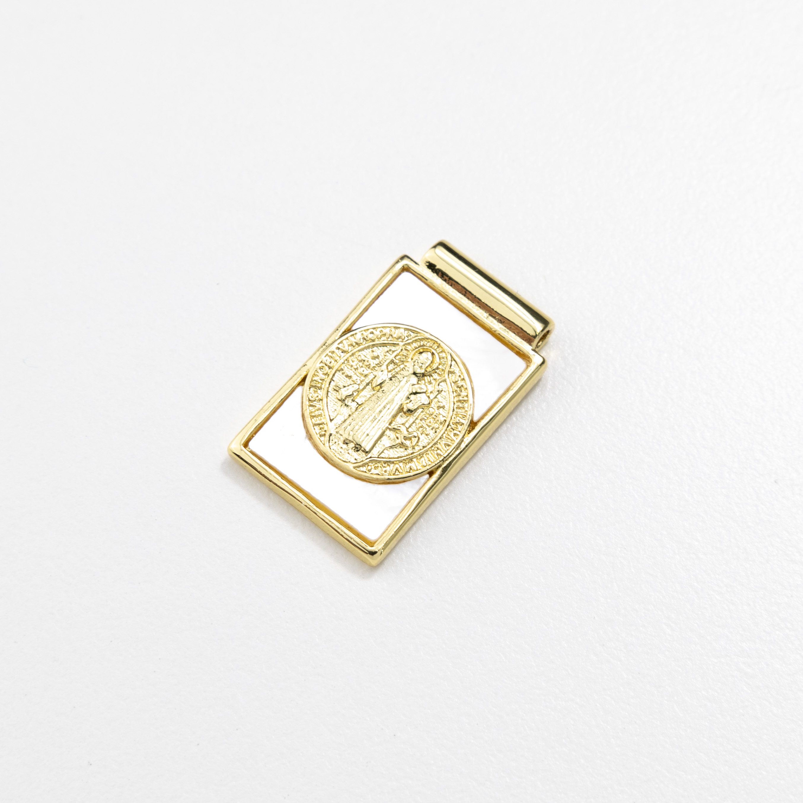 18627 Shell San Benedic Square Scapulary Pendant