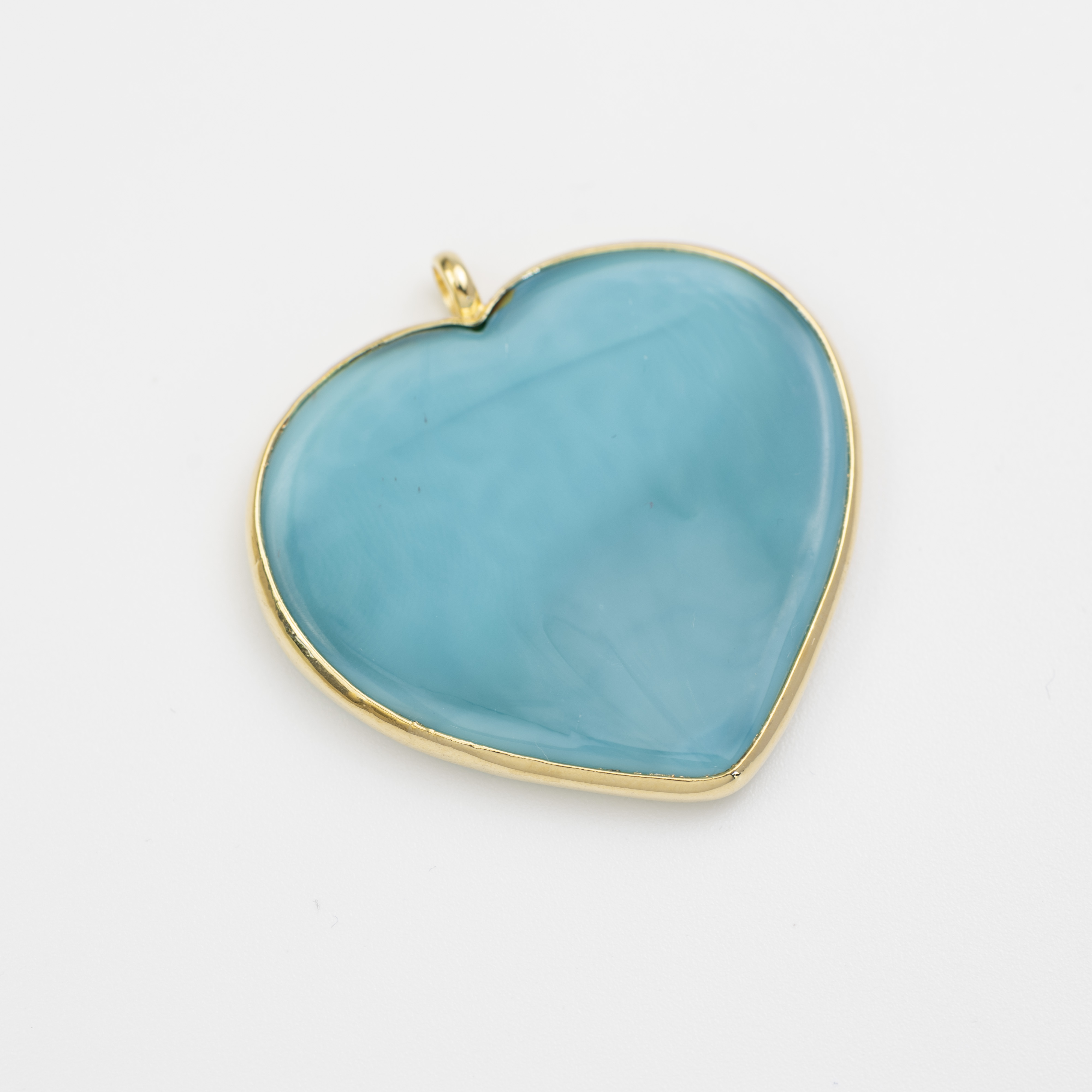 12591 Turquoise Heart Bizel Charm 40mm