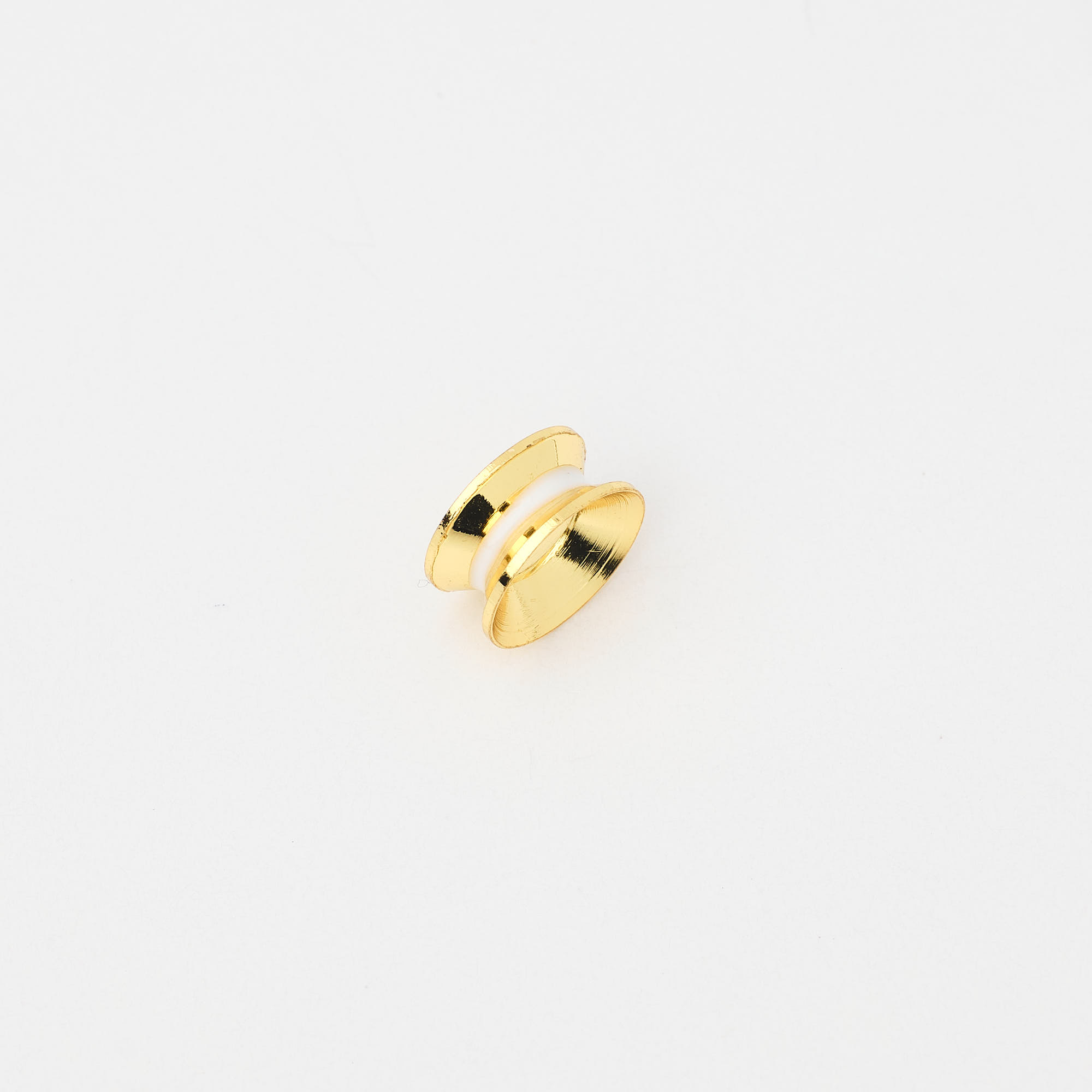 15047 White and Gold Spacer