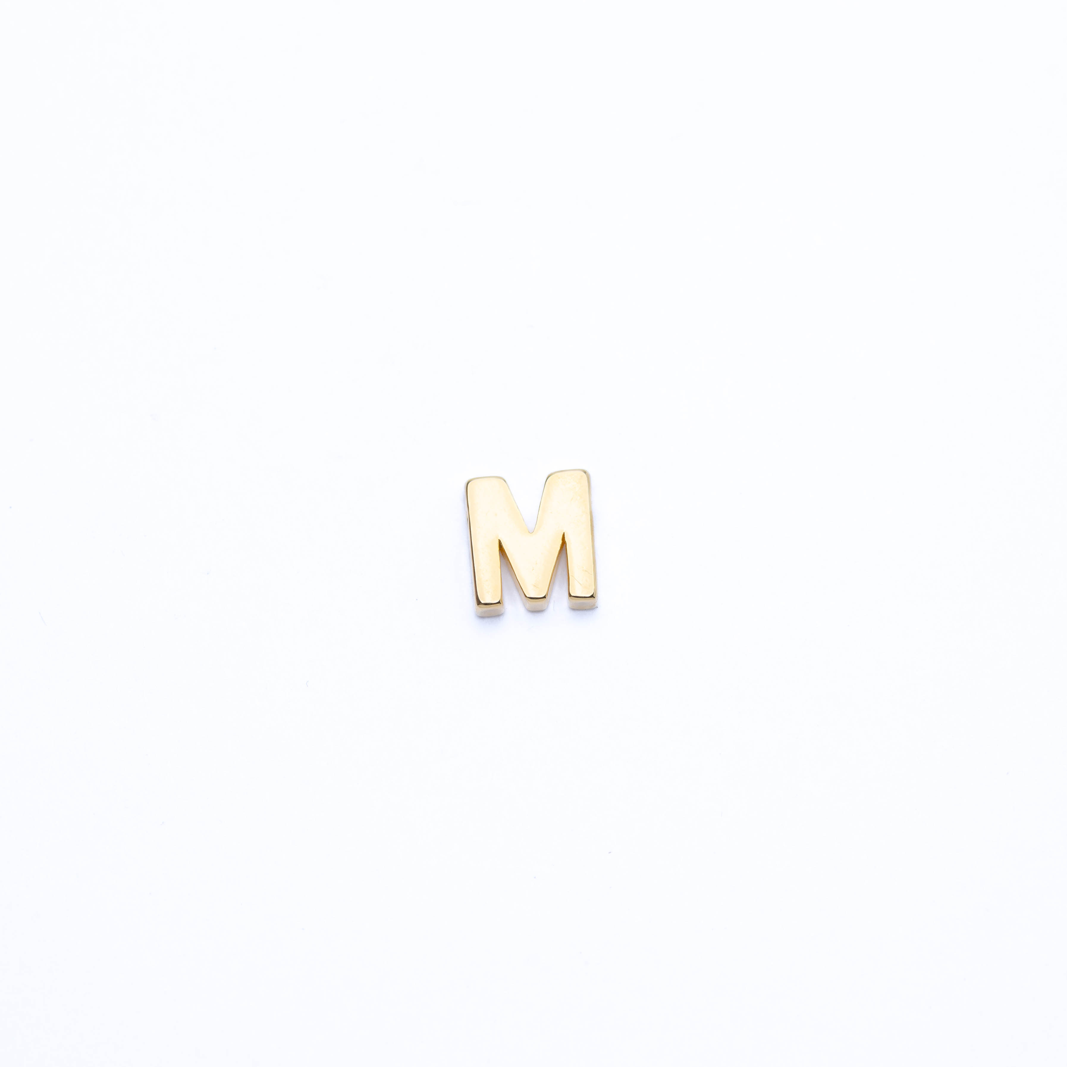 9984 Spacer Initial Cap Letter M