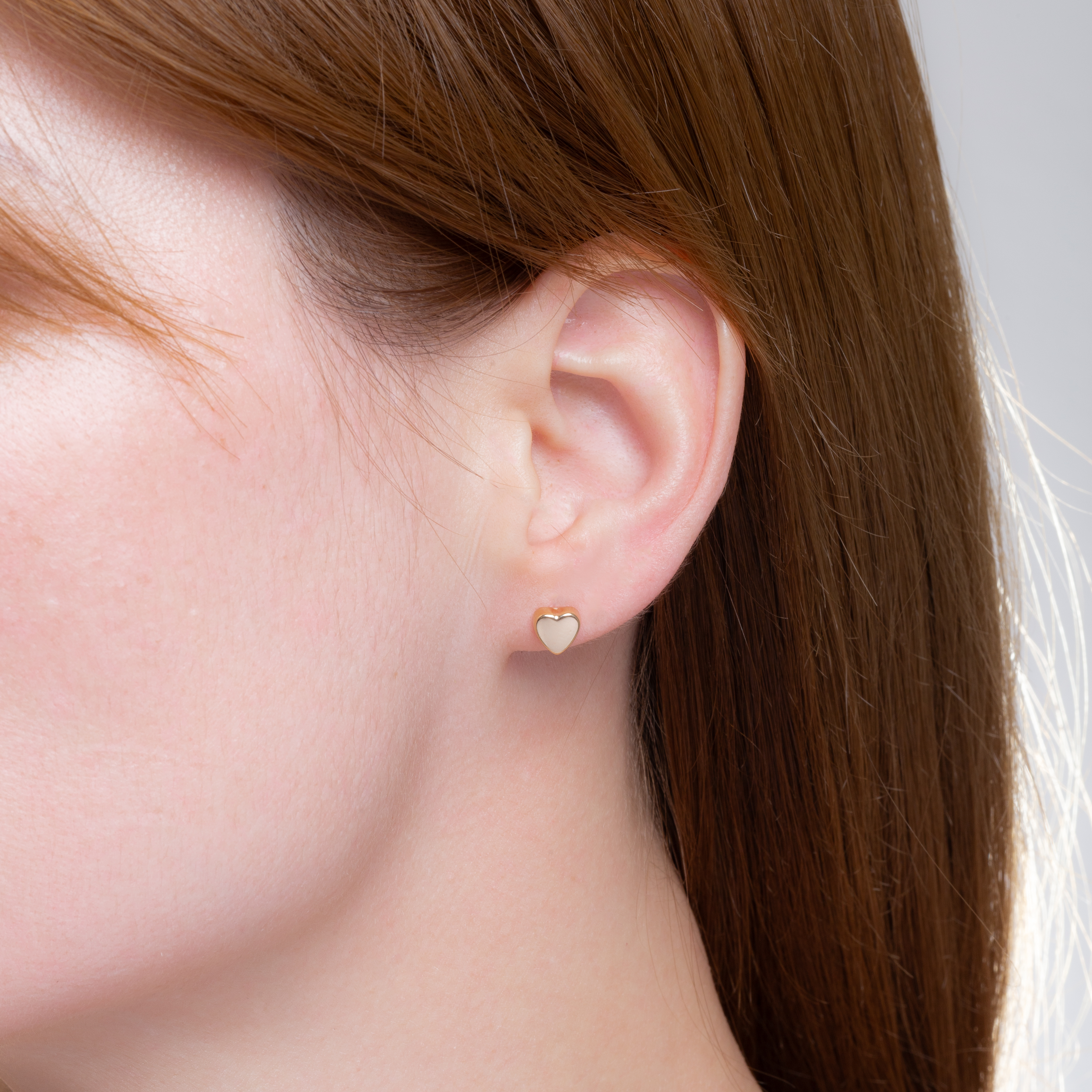 20144 Gold Heart Stud Earrings 6mm