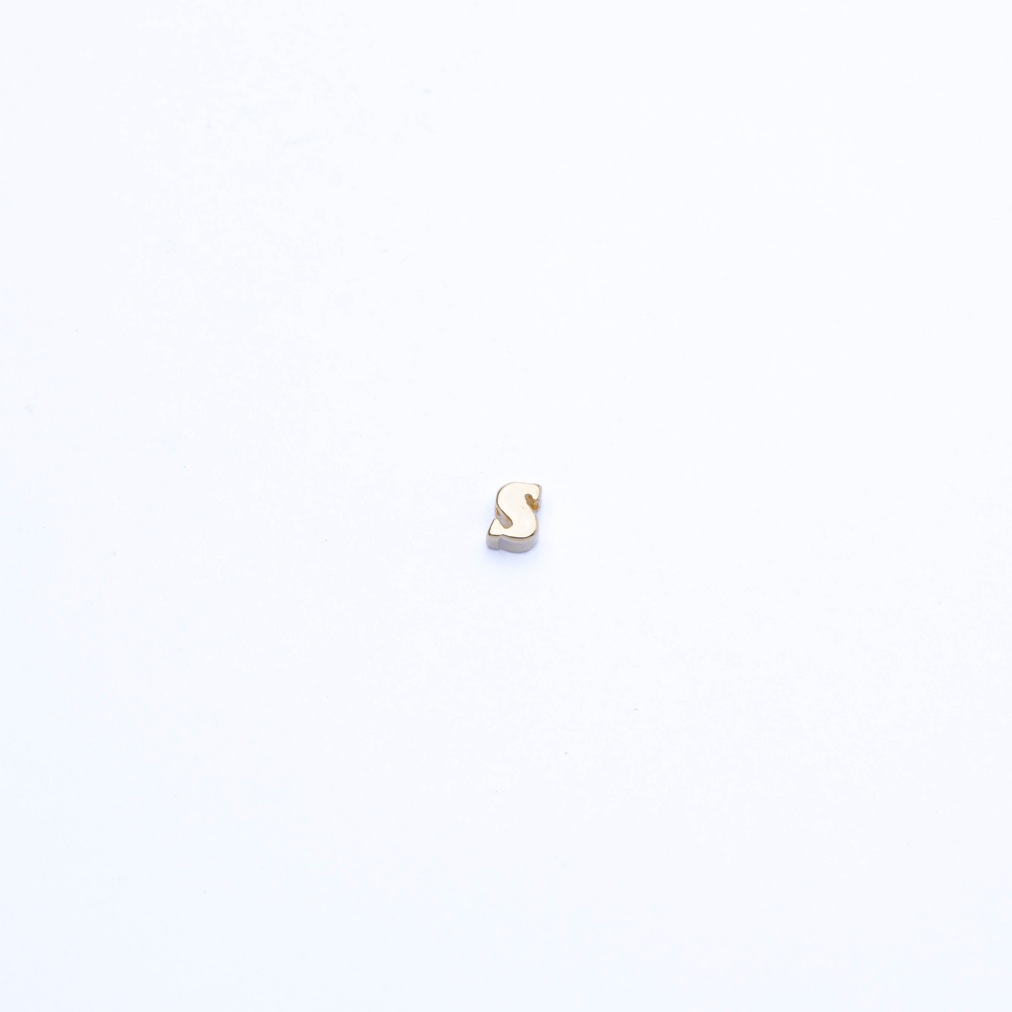 10039 Spacer Initial lower Case s