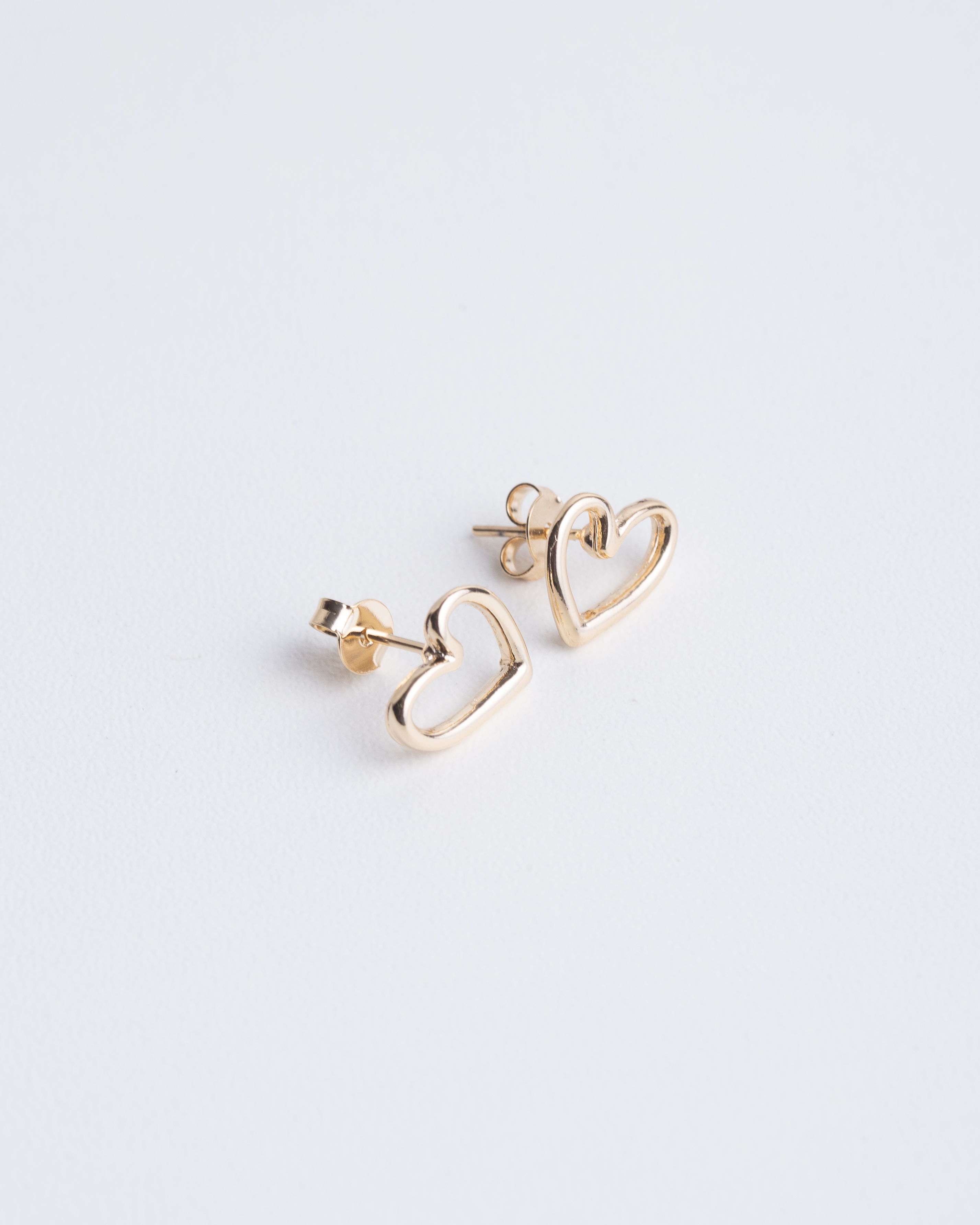 20384 Gold Heart-Shaped Earrings 11mm