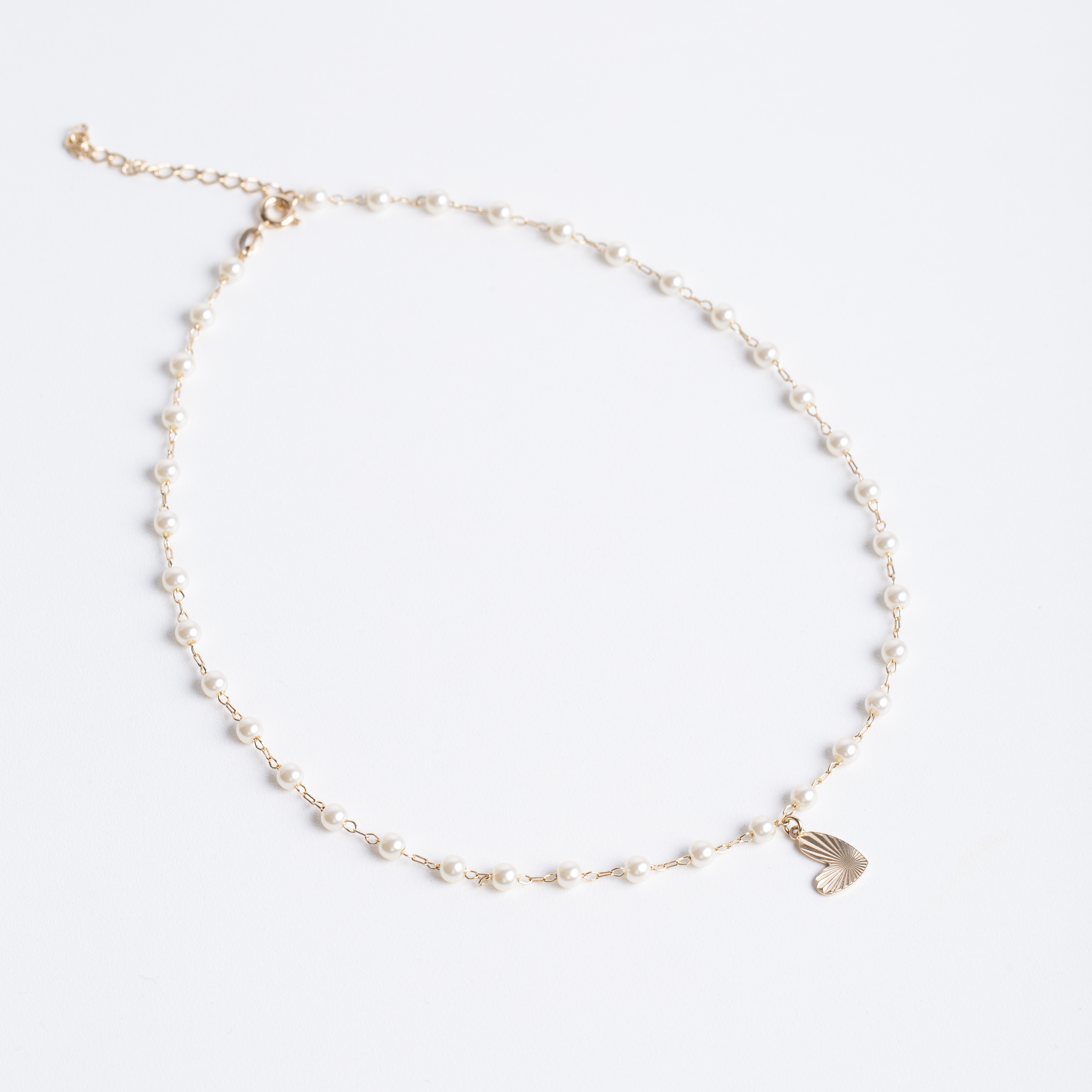 20996 Pearl Chain Necklace with Gold Heart Charm