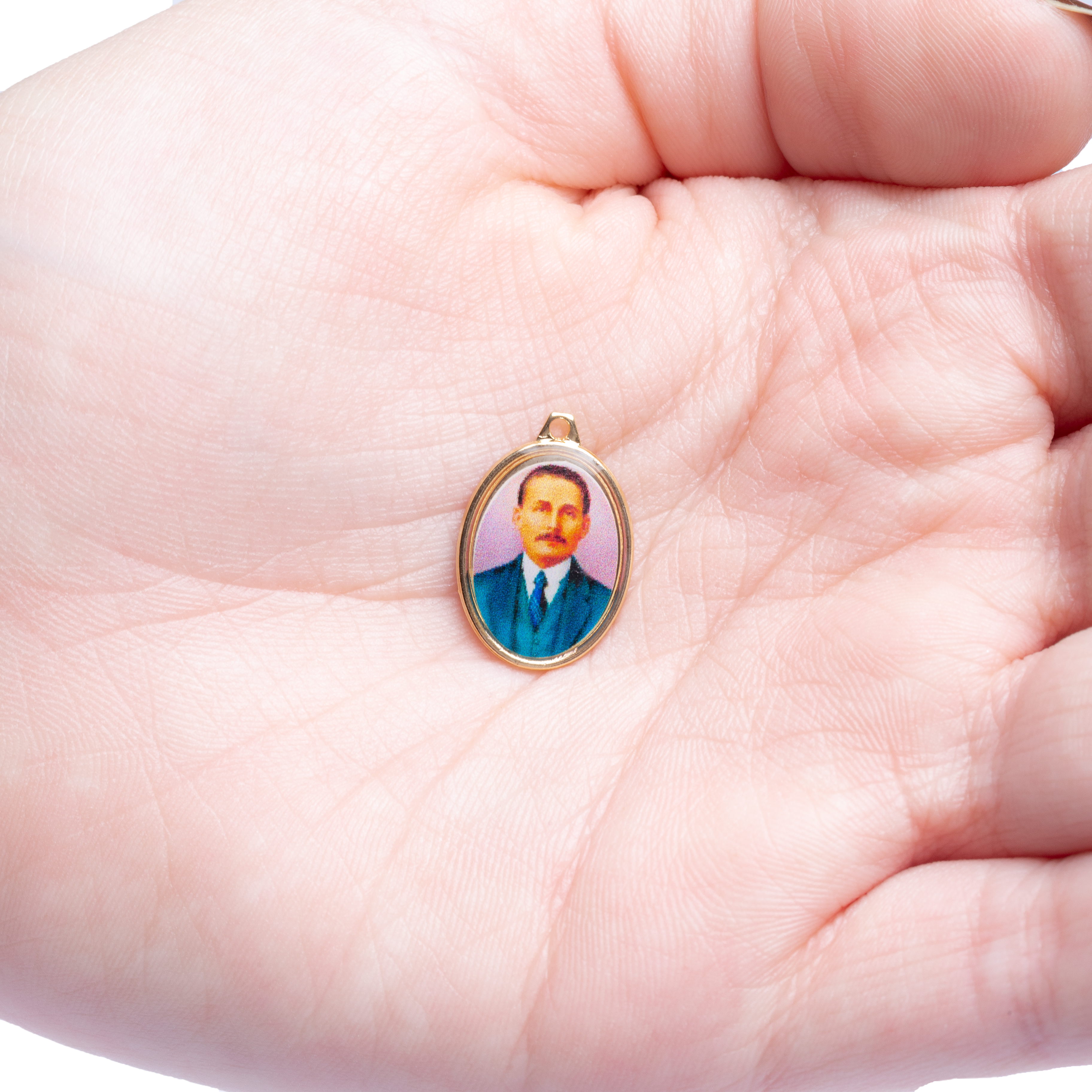 20931 Oval Religious Charm of Blessed José Gregorio Hernández