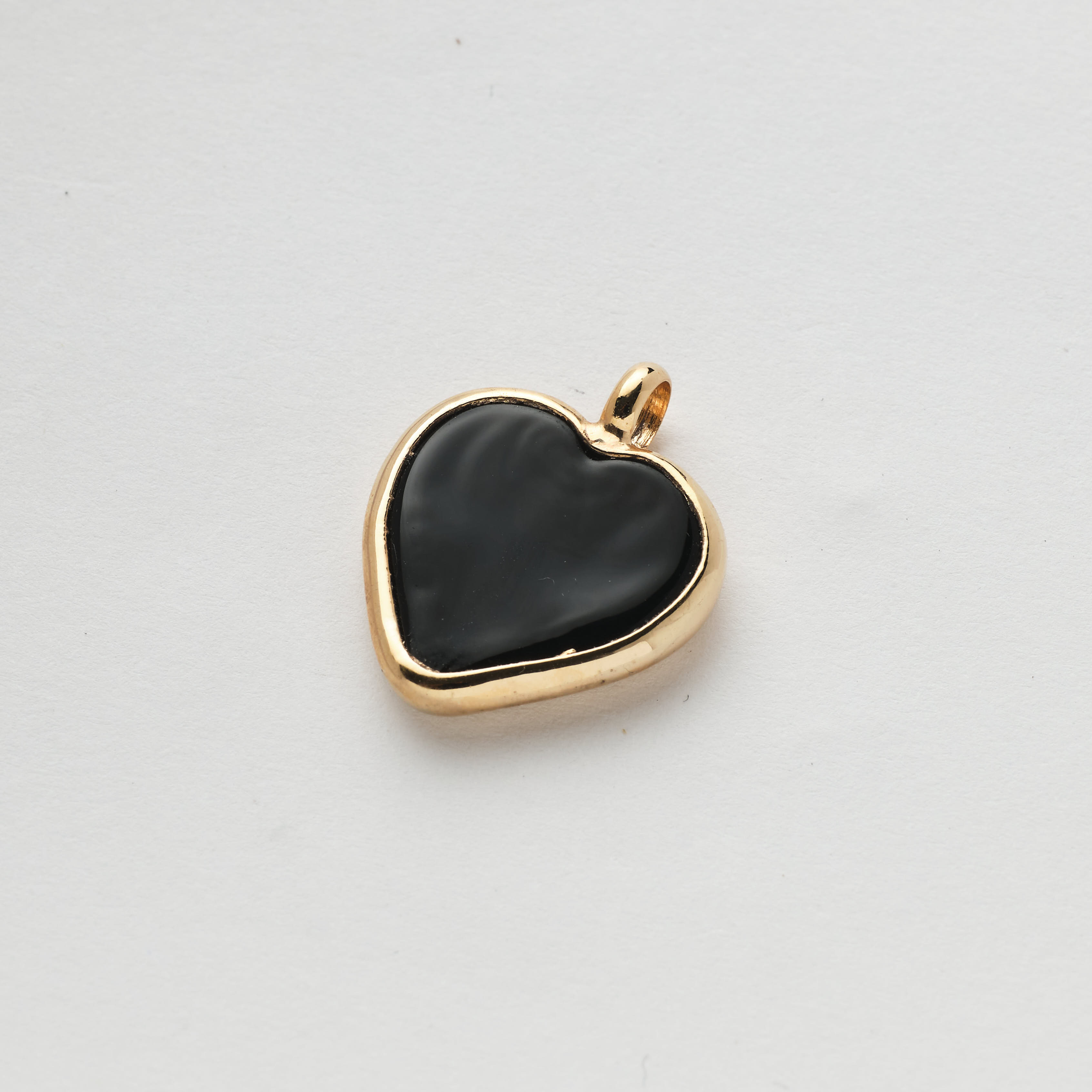 14912 Black Hearts Bizel Pendant 25mm