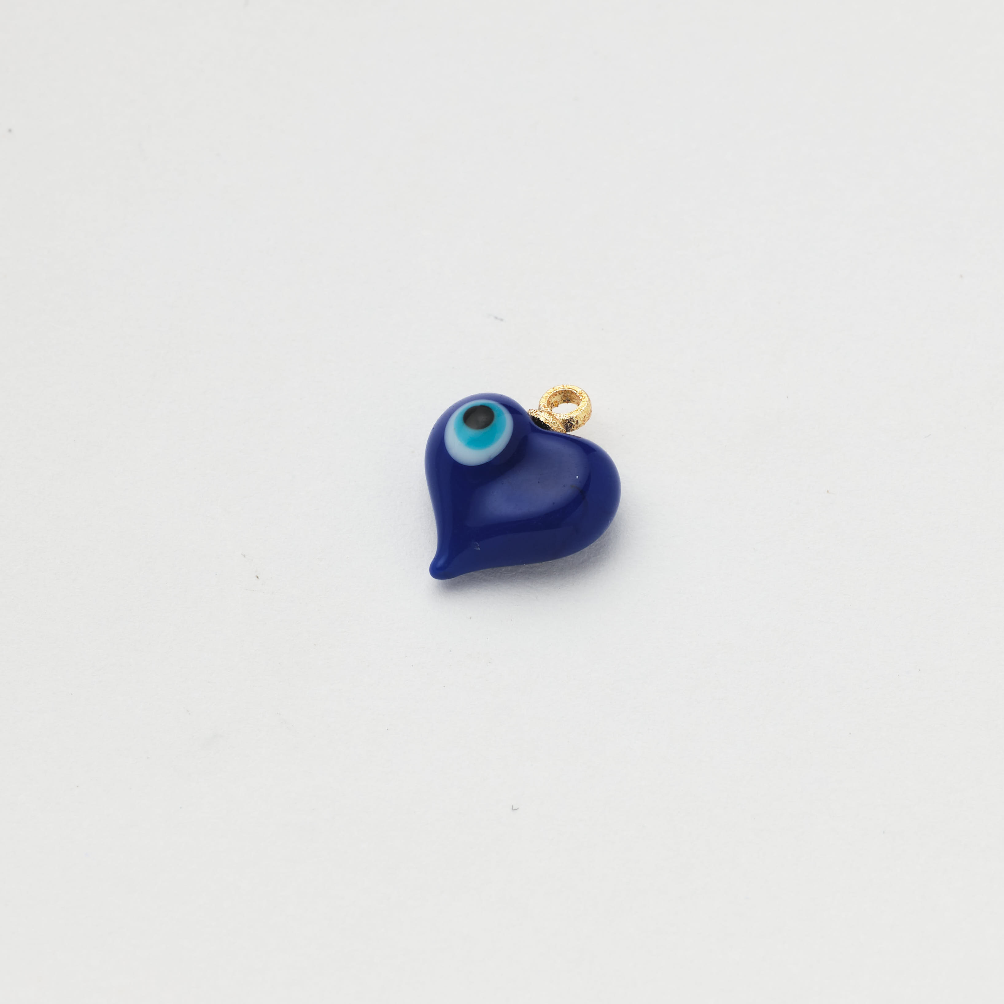 16610 Navy Mini Heart Eye Pendant