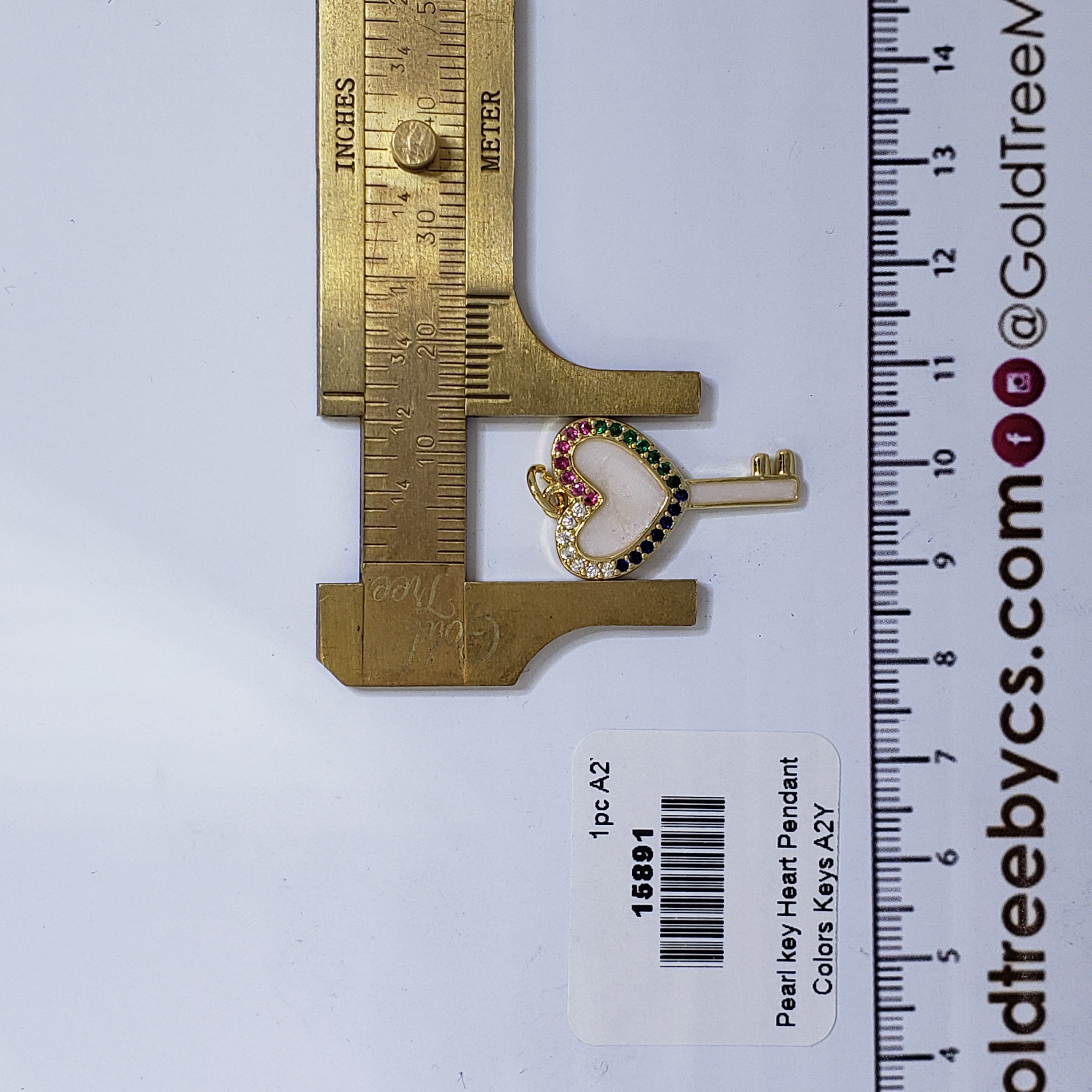 15891 Pearl Key Heart Pendant