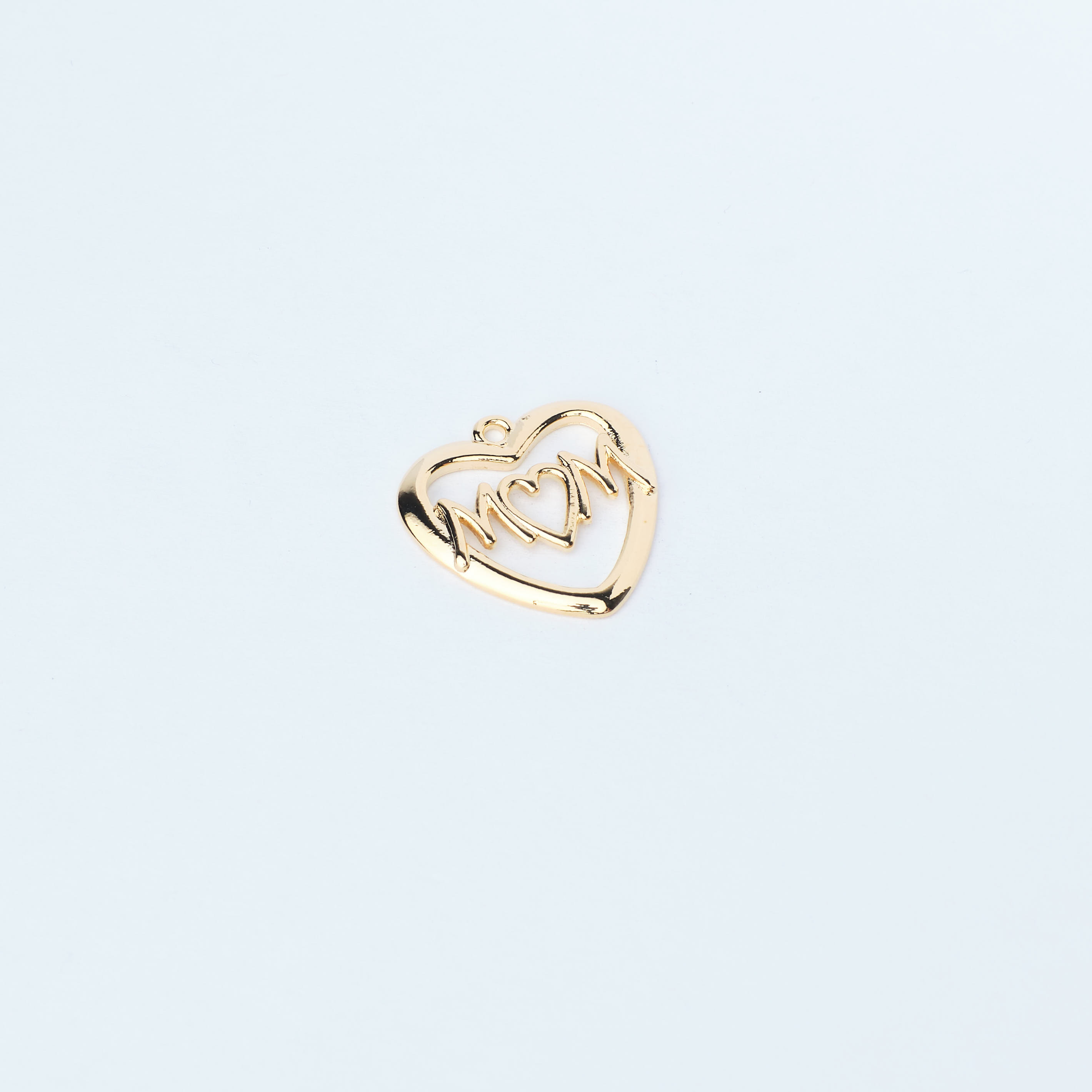 12136 Gold Heart with Word Mom Pendant