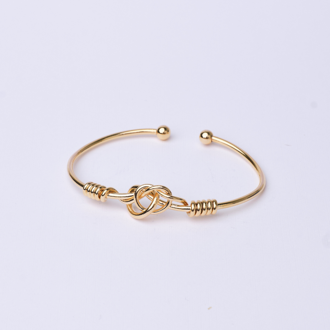 14610 Knot of Harmony Bangle