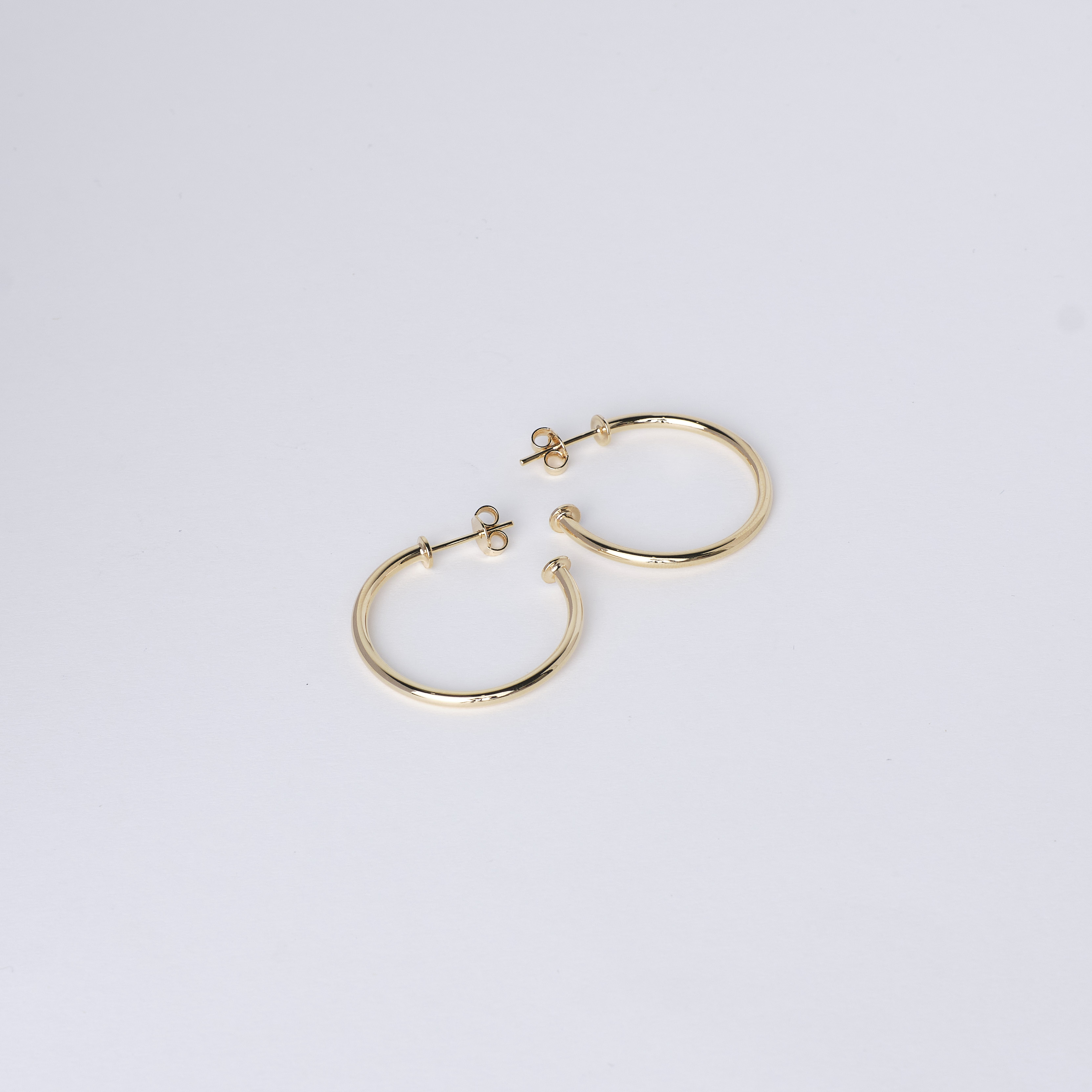 14947 27x2mm Gold Earrings Hoops