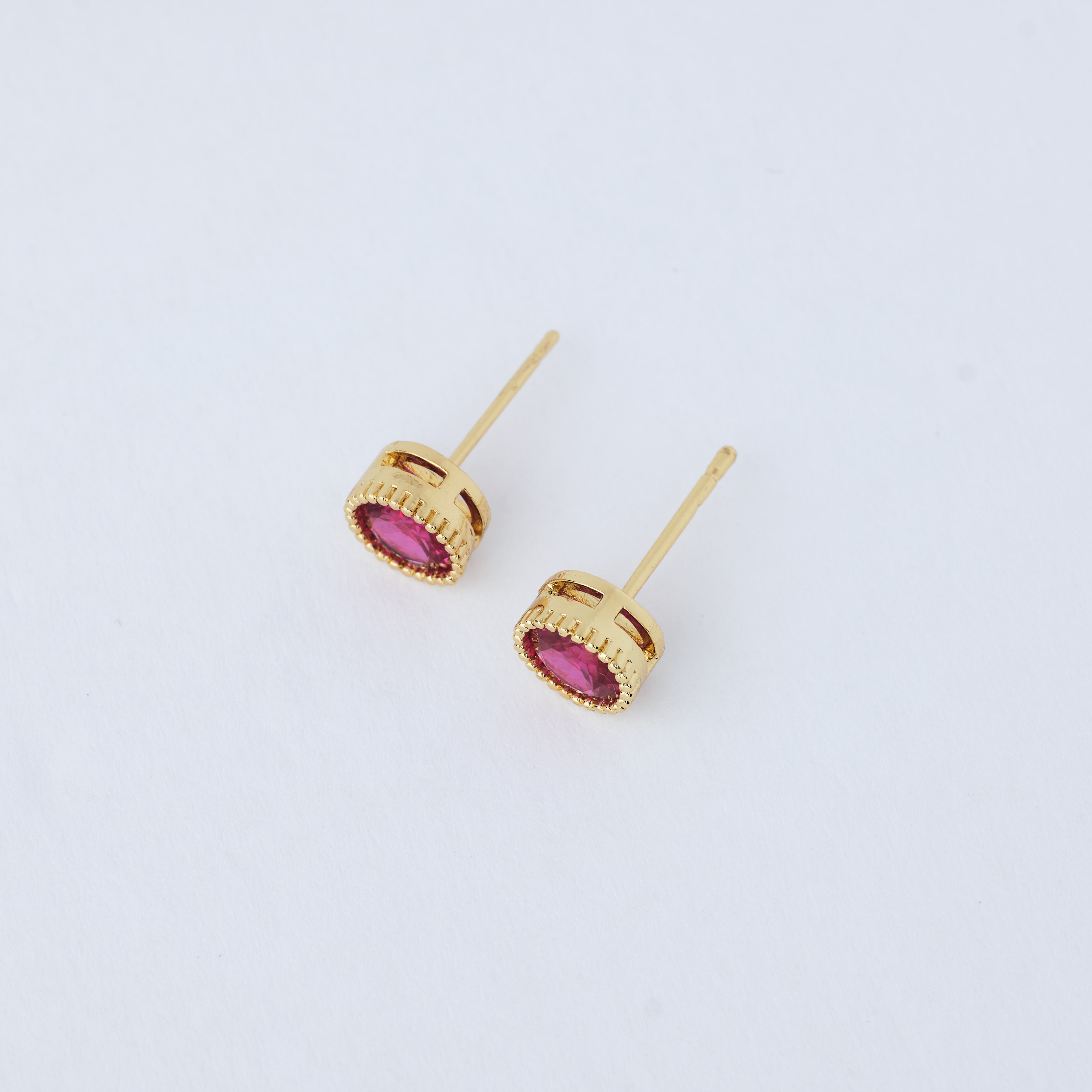 15071 Fuchsia Crystal Circle Earring