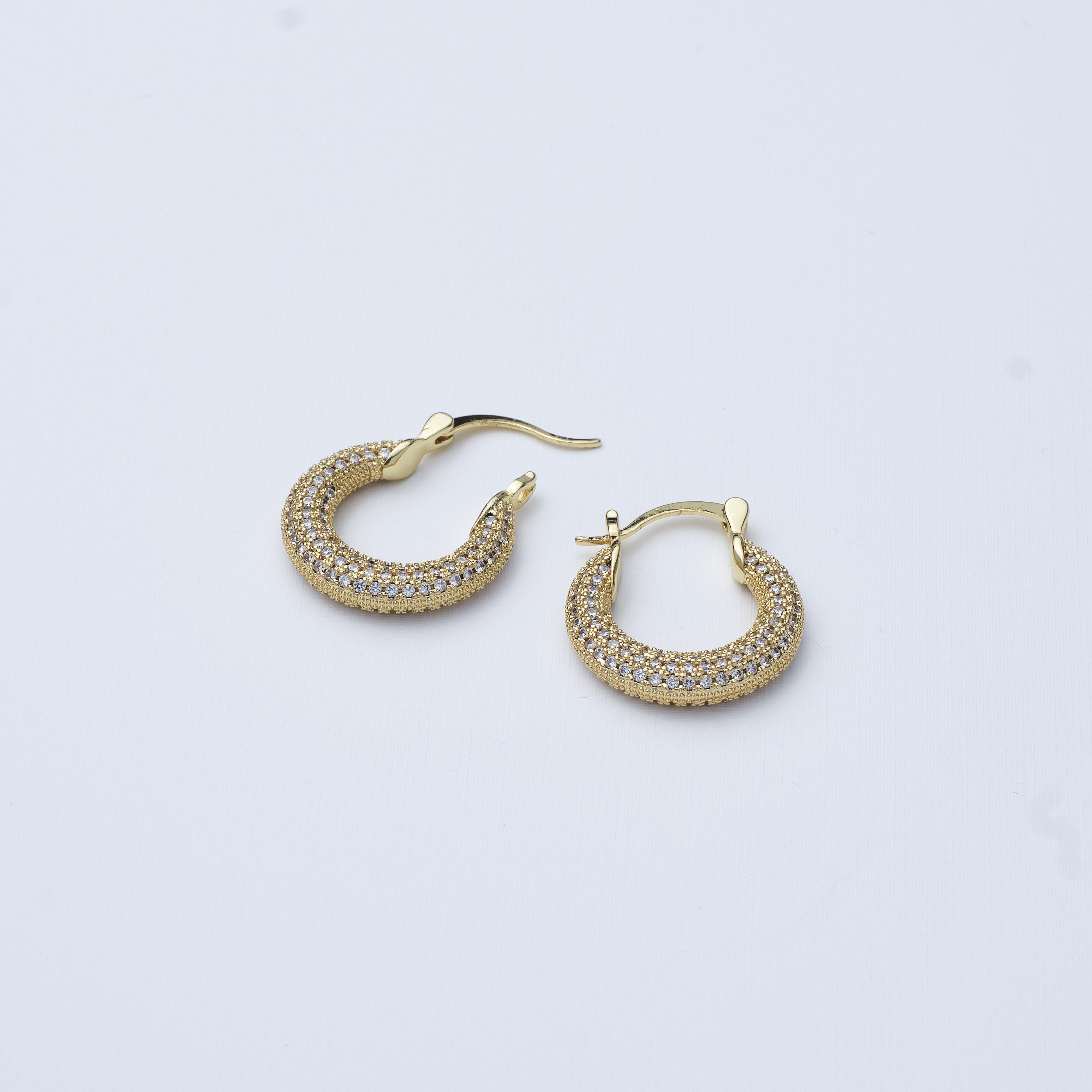 15860 22x5mm Hoop Earrings Micropave