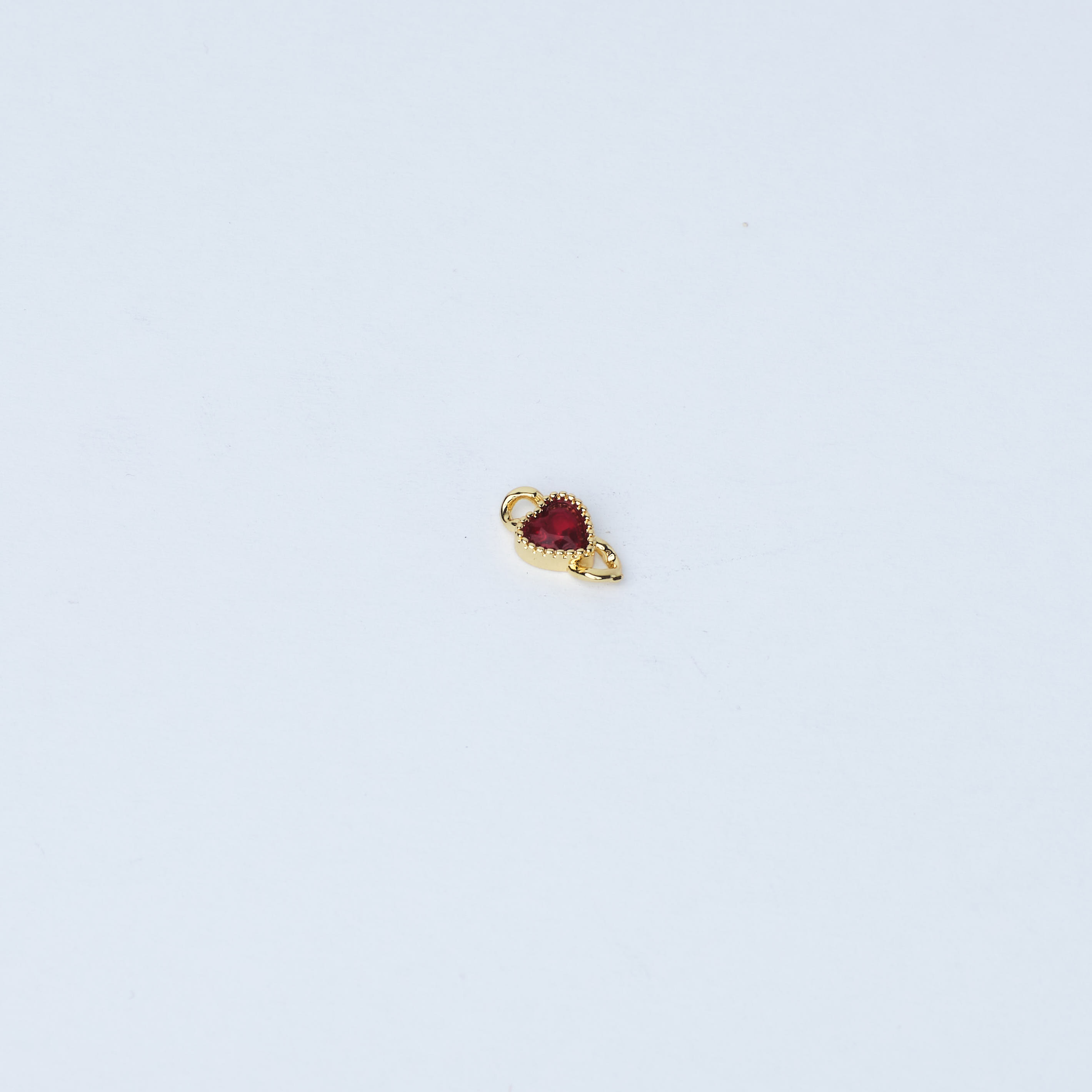 15926 13mm Red Crystal Heart Connector