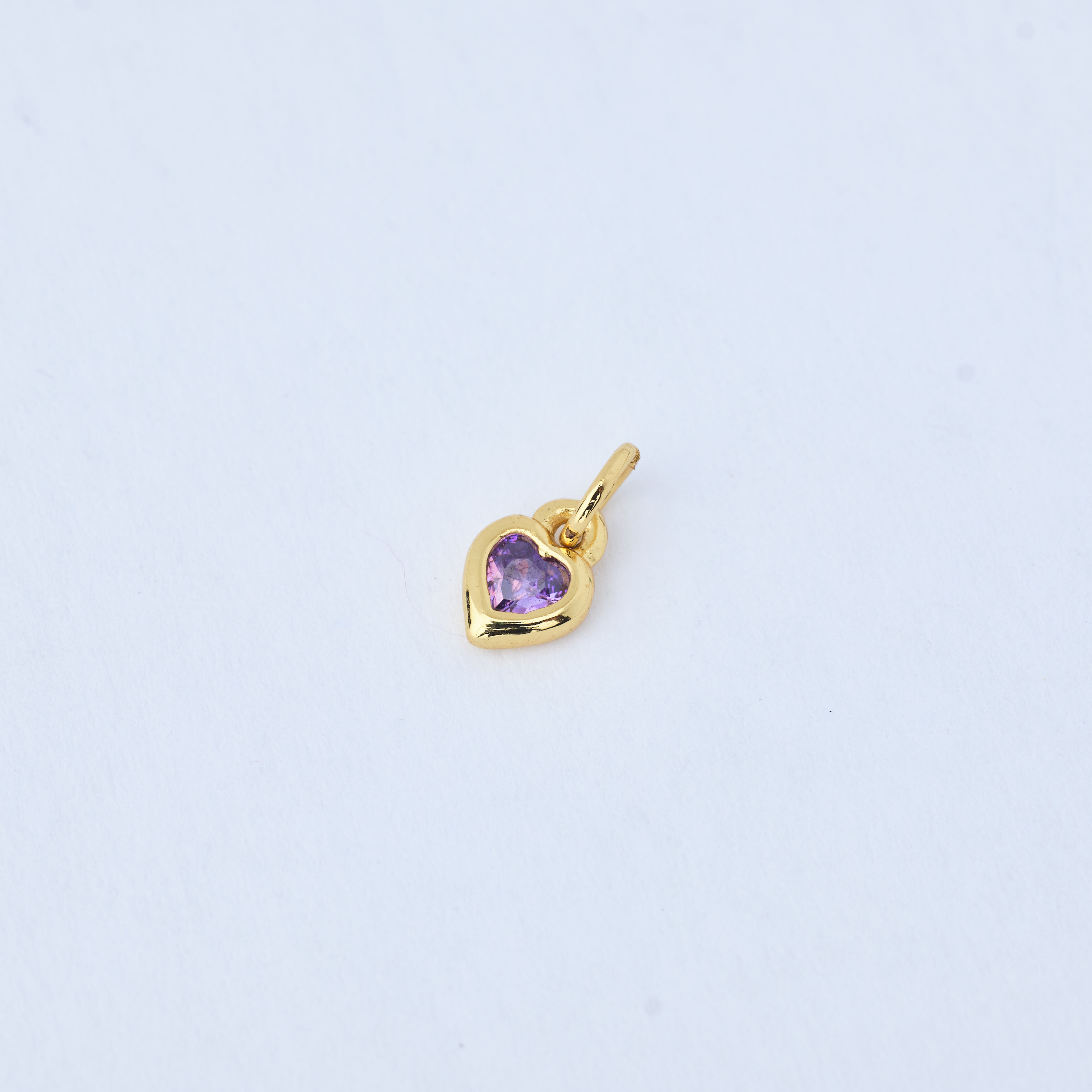 16025 Lilac Mini Heart Pendant