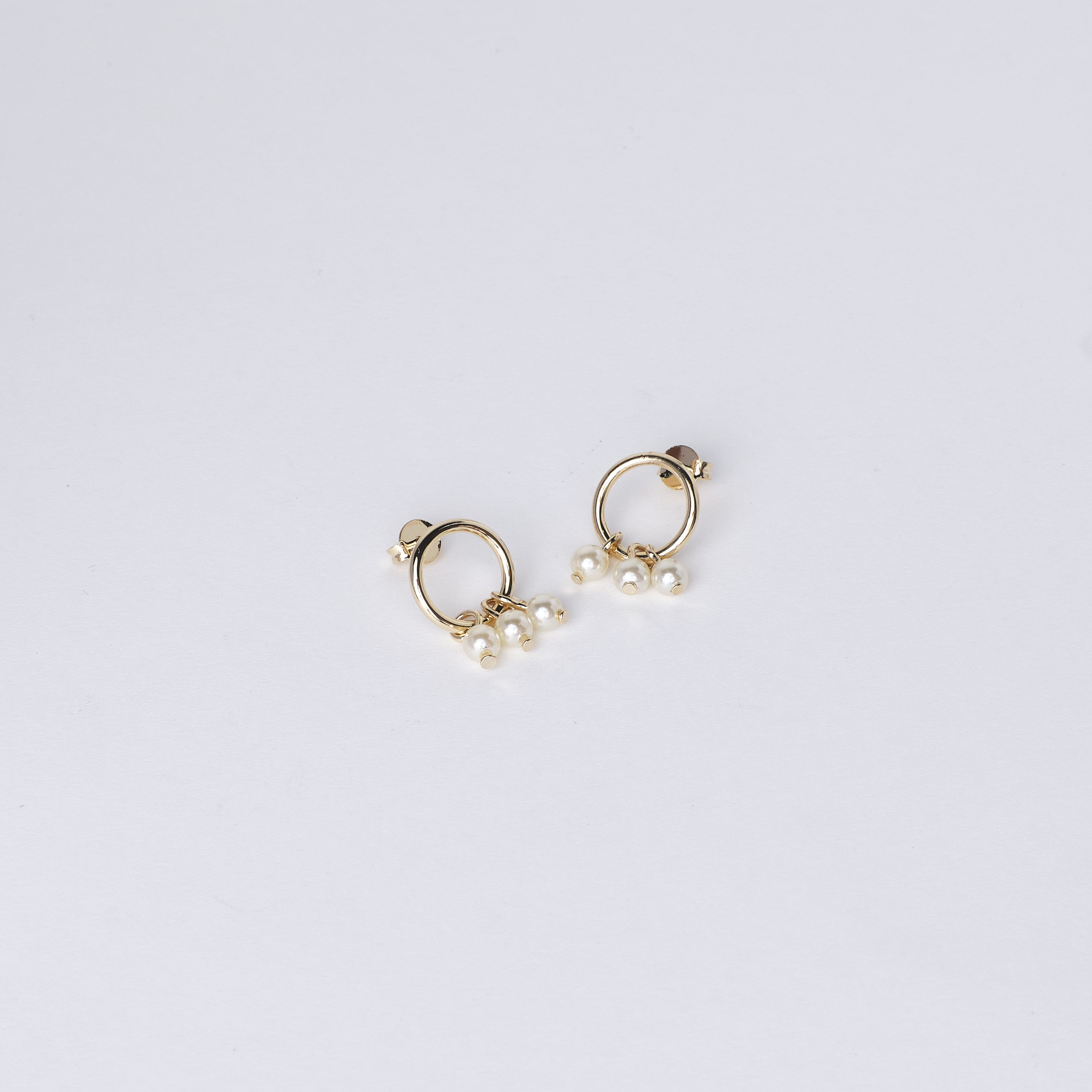 16225 4mm Earring Ring with Pearls