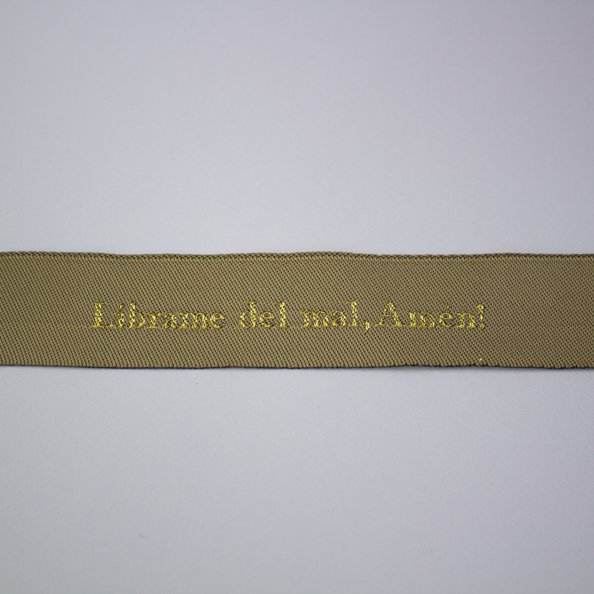 17265 Librame del Mal Band Serif Beige