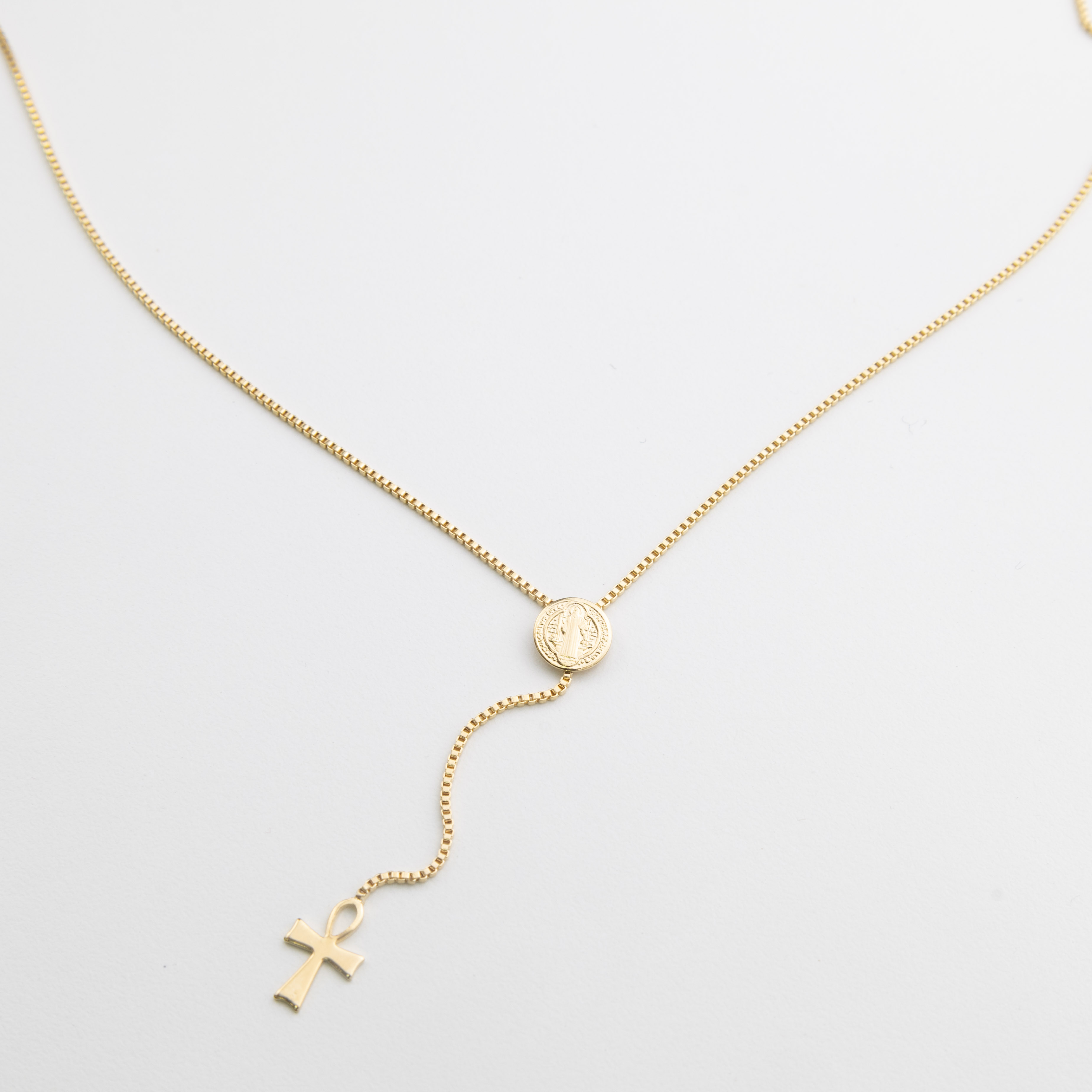 17425 Box Chain With San Benedic Charm